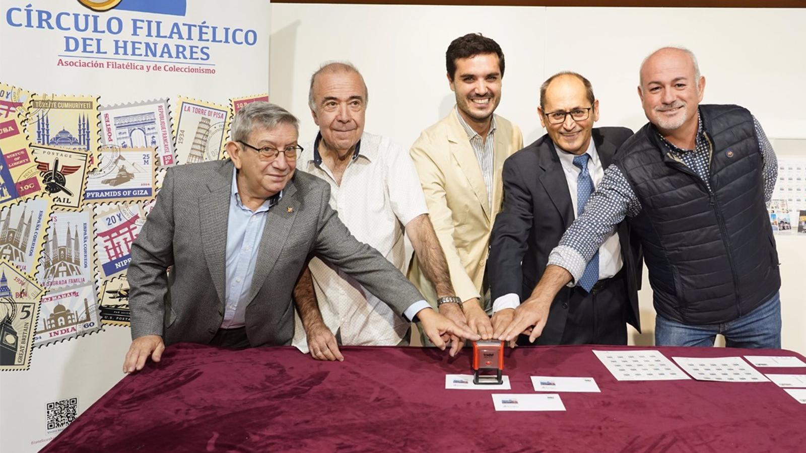 Correos lanza un matasellos dedicado a Torrejón como Capital Europea de la Navidad