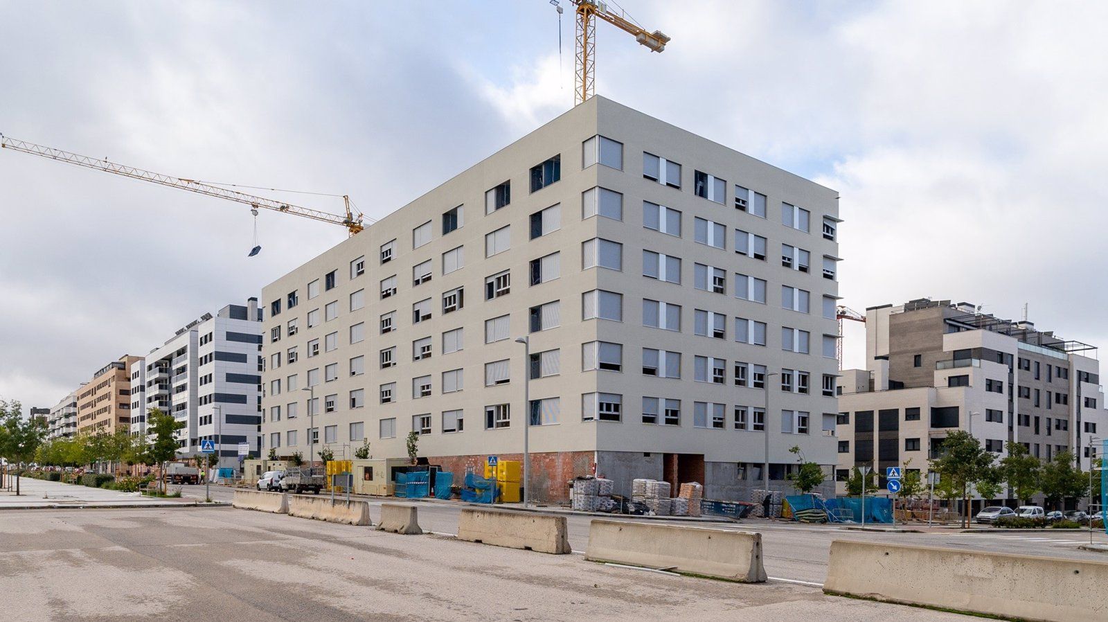 Madrid proyecta 20.000 viviendas protegidas en suelos destinados a oficinas