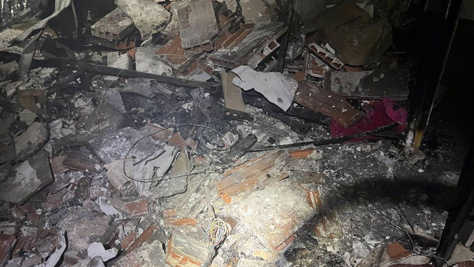 Un patinete eléctrico provoca un incendio en una vivienda en Carabanchel