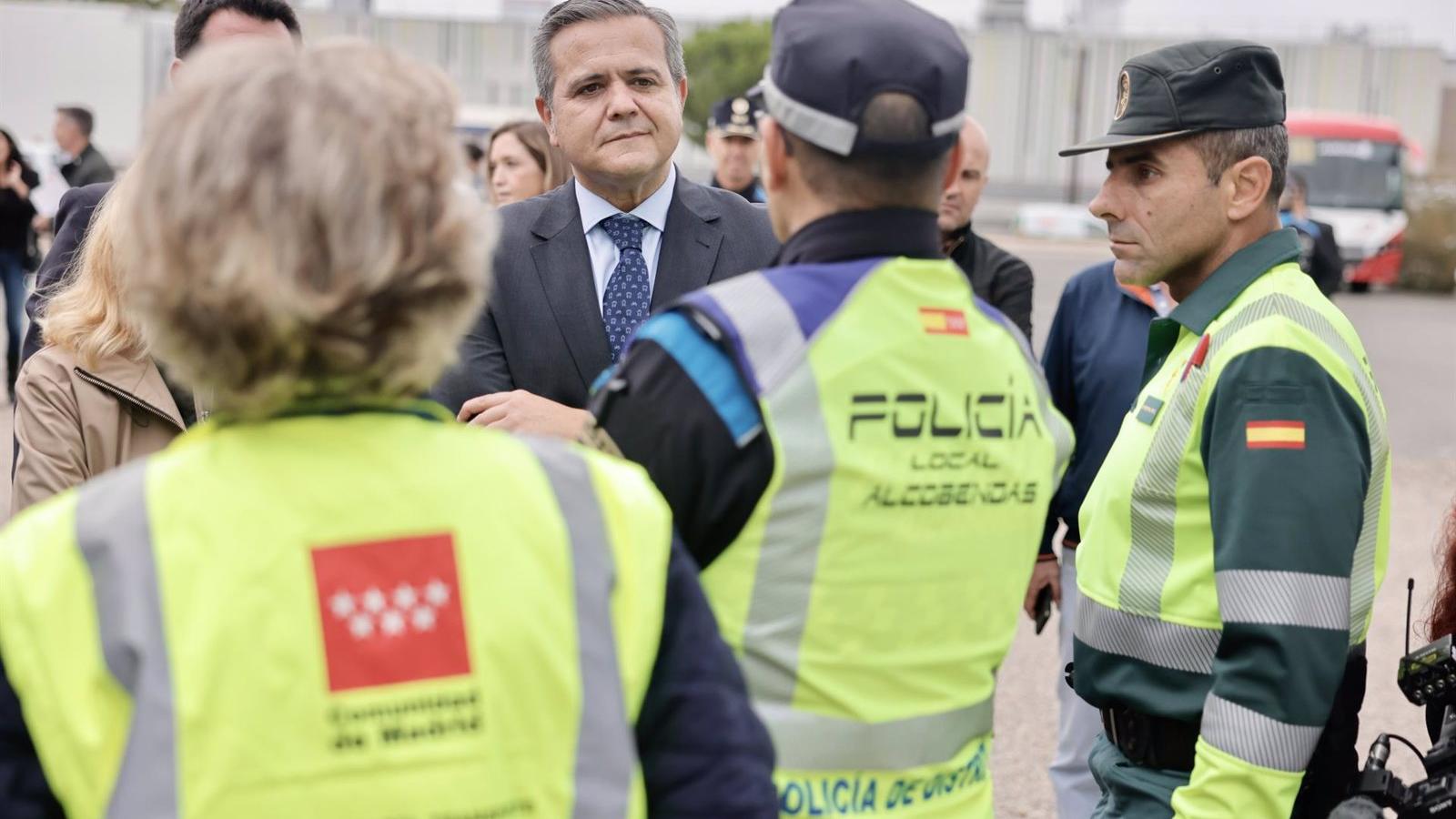 El Gobierno regional revisará  cerca de 1.000 vehículos de transporte escolar durante el curso