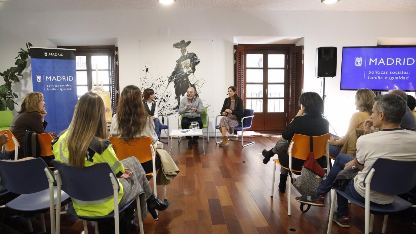 El Ayuntamiento de Madrid lanza la campaña '#Igualquetú' para concienciar sobre el sinhogarismo