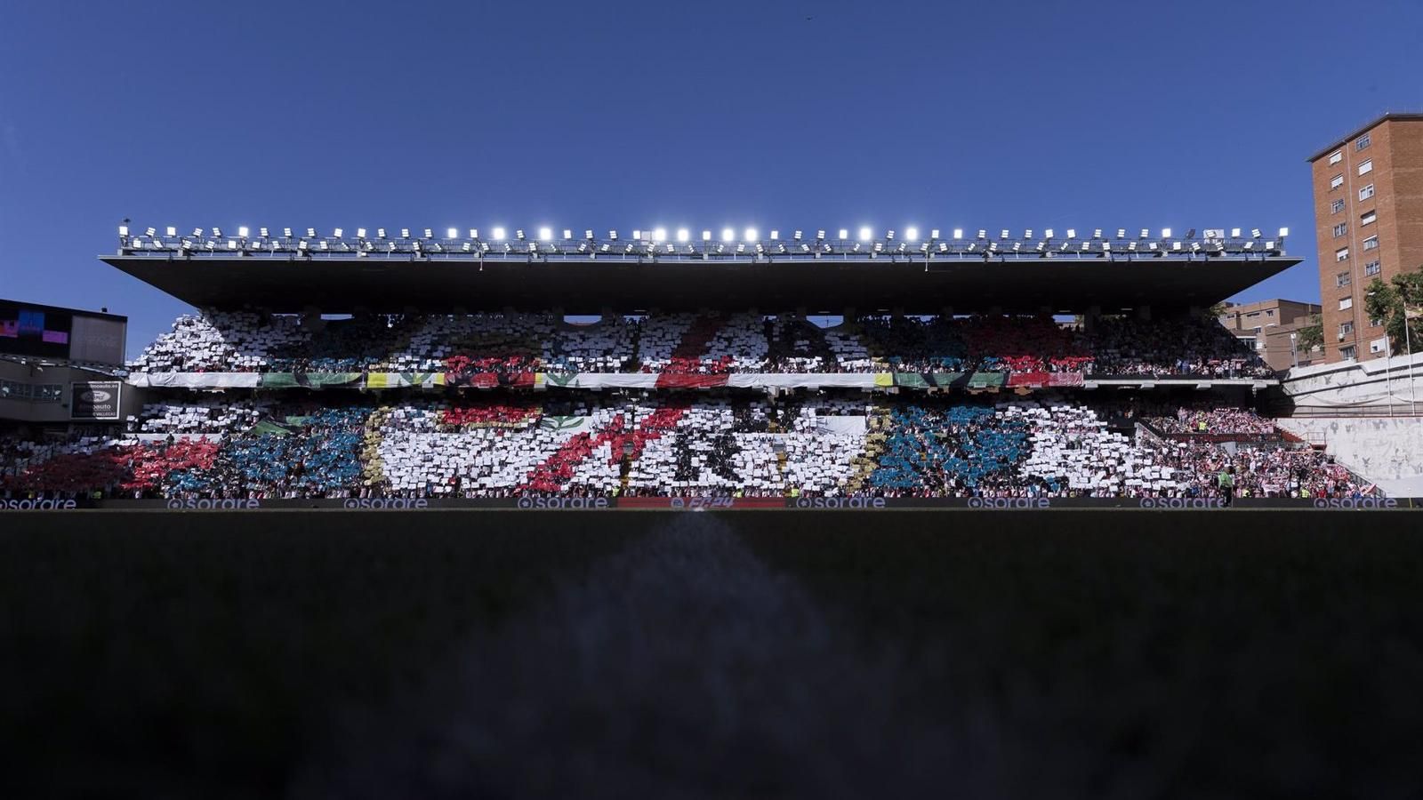 La Comunidad destinará 17 millones en 2025 a renovar el estadio del Rayo Vallecano y otras instalaciones deportivas de la región