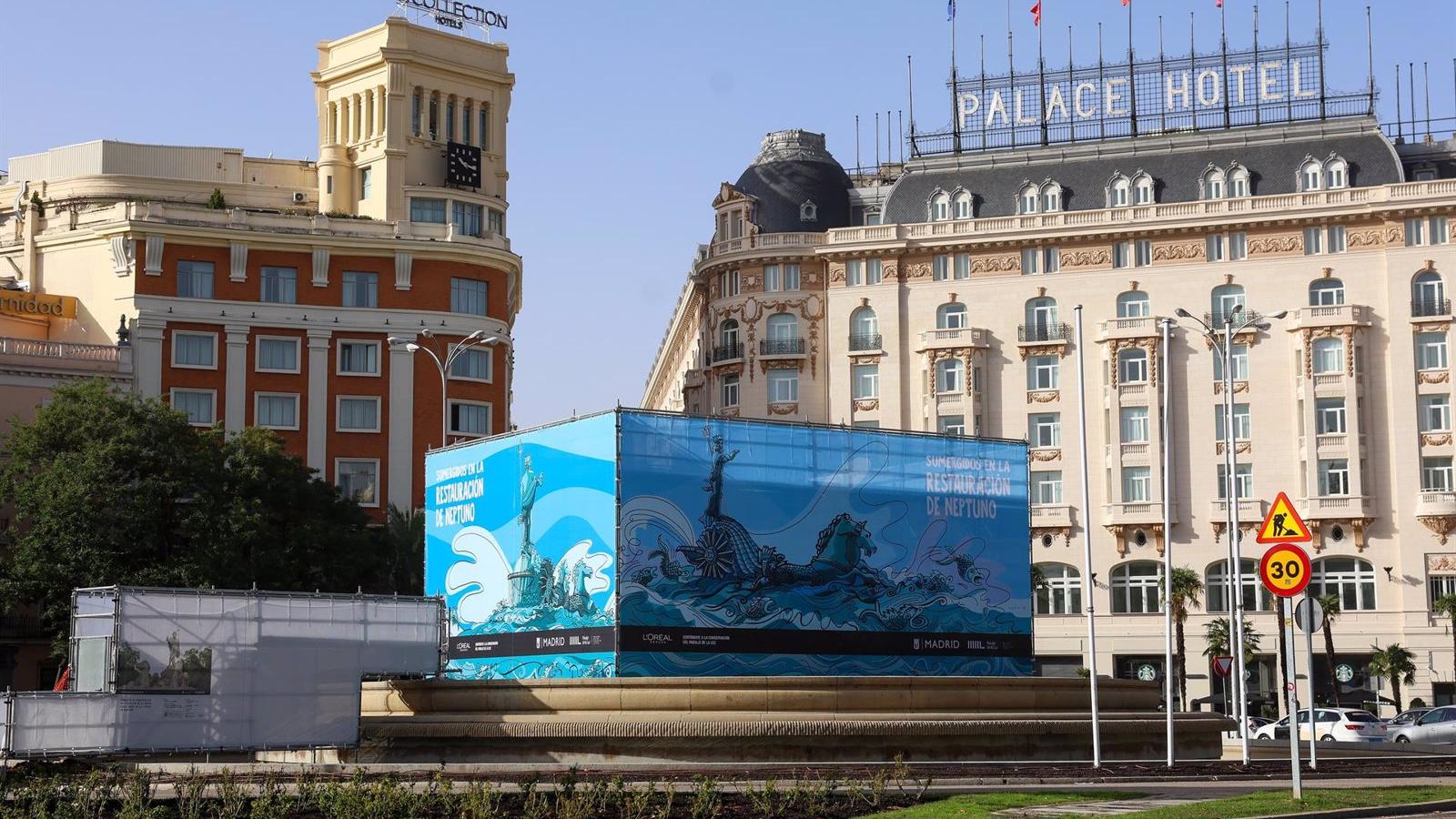 La Fuente de Neptuno es restaurada en colaboración entre el Ayuntamiento y L'Oréal