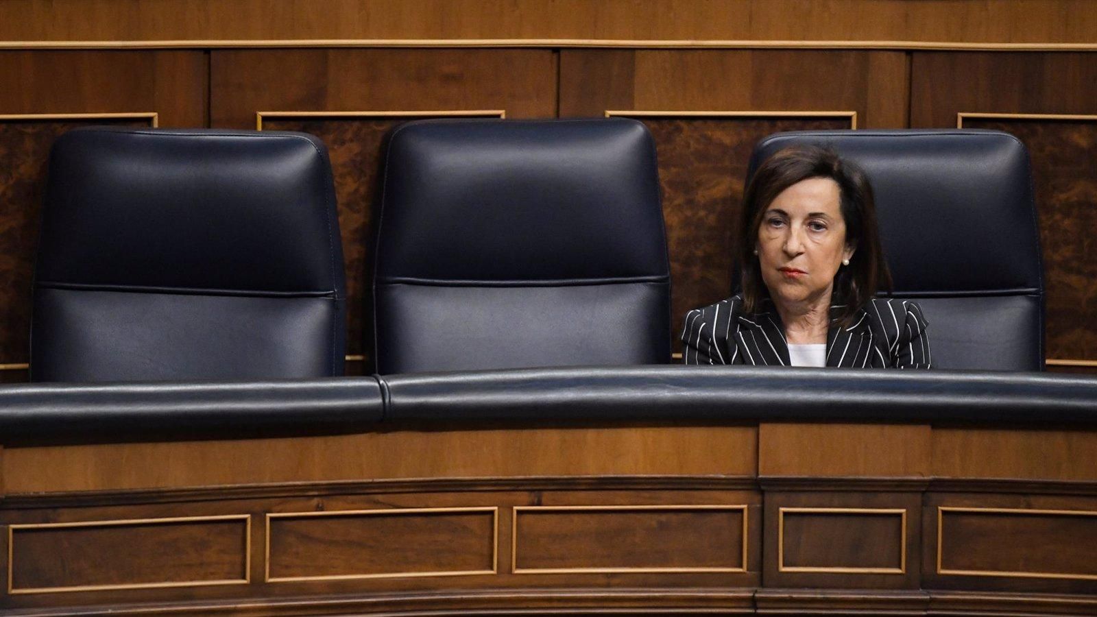 El PP acusa al Gobierno de desplegar tarde a las Fuerzas Armadas en Valencia tras la DANA