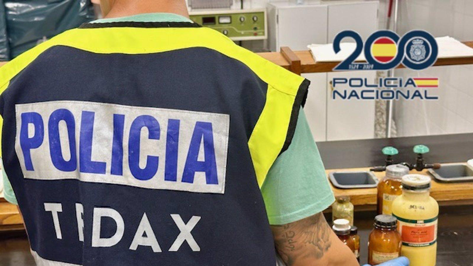 Los Tedax eliminan ácido pícrico de alta peligrosidad en laboratorios de institutos madrileños