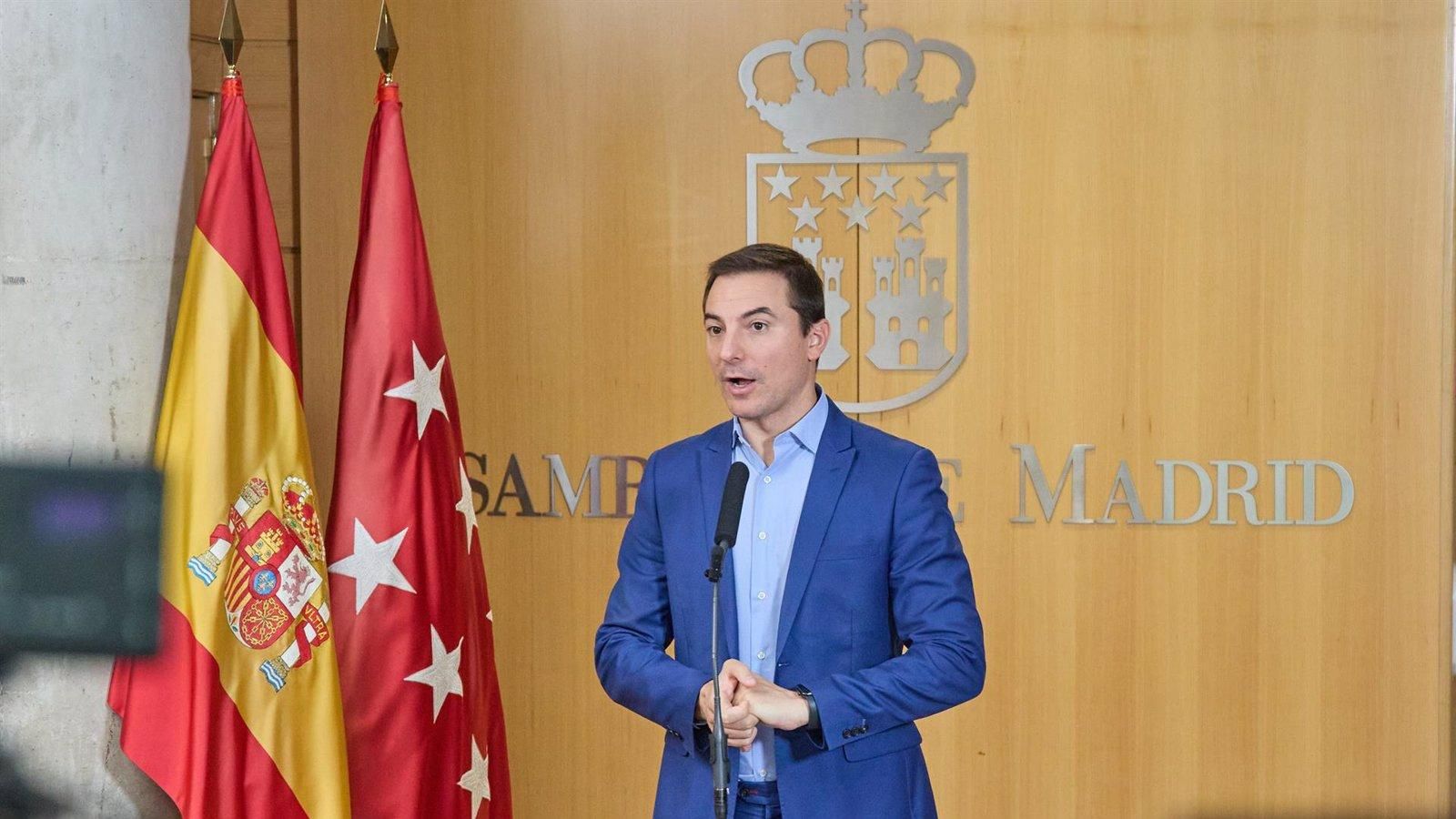 El secretario general del PSOE-M, Juan Lobato, abandona la red social 'X'
