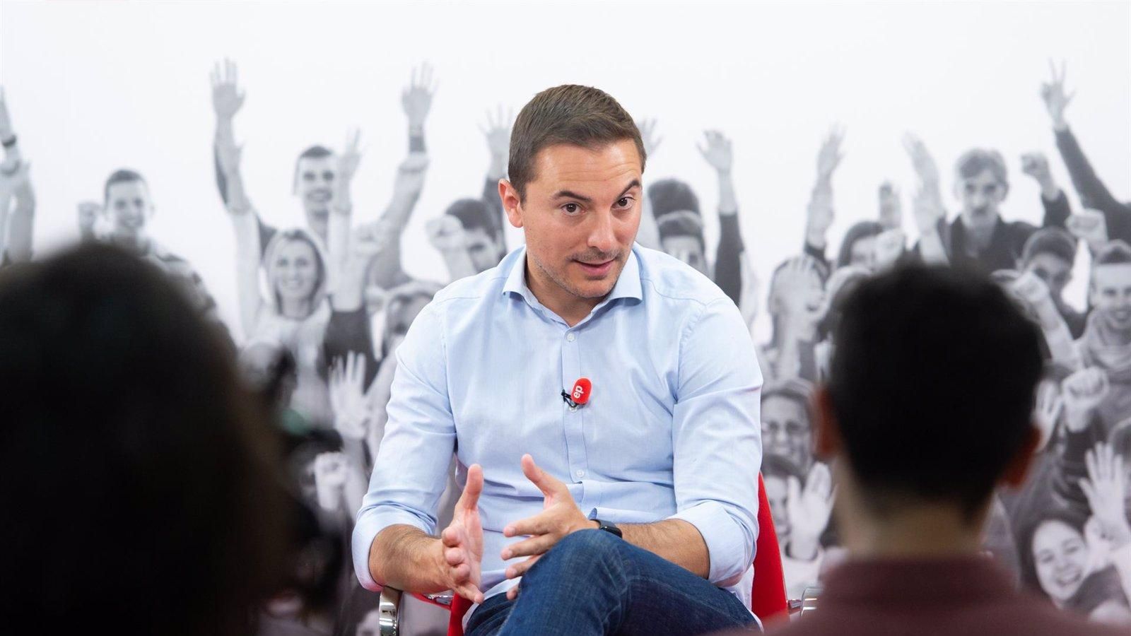 Lobato rechaza los "mirlos blancos" ante la posible candidatura de Óscar López