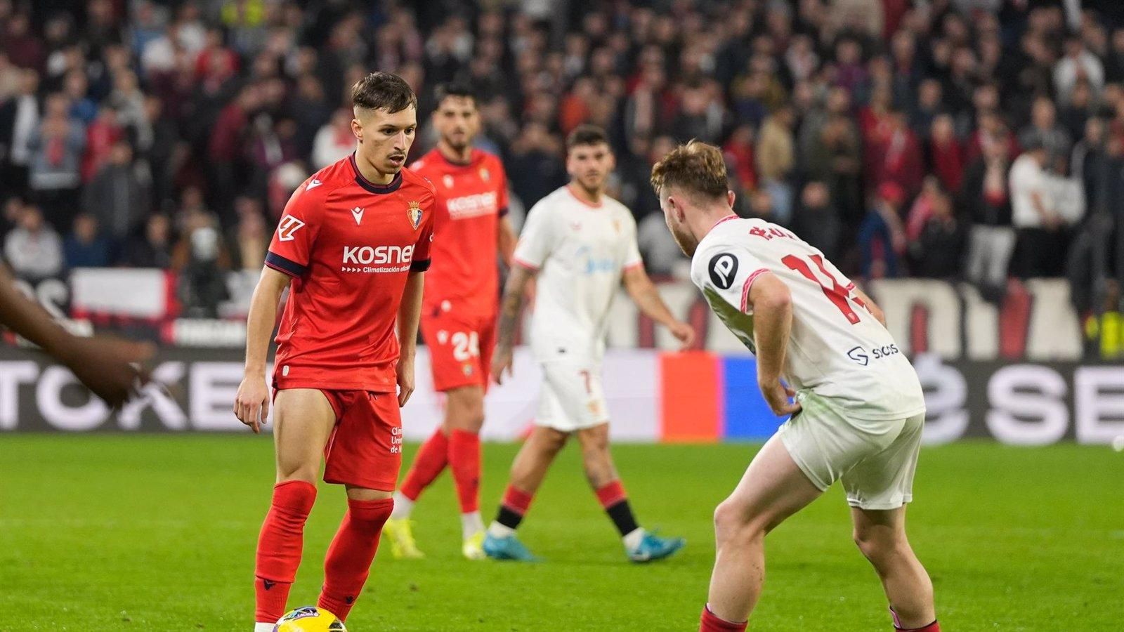 Sevilla y Osasuna igualan fuerzas en el estadio Ramón Sánchez-Pizjuán