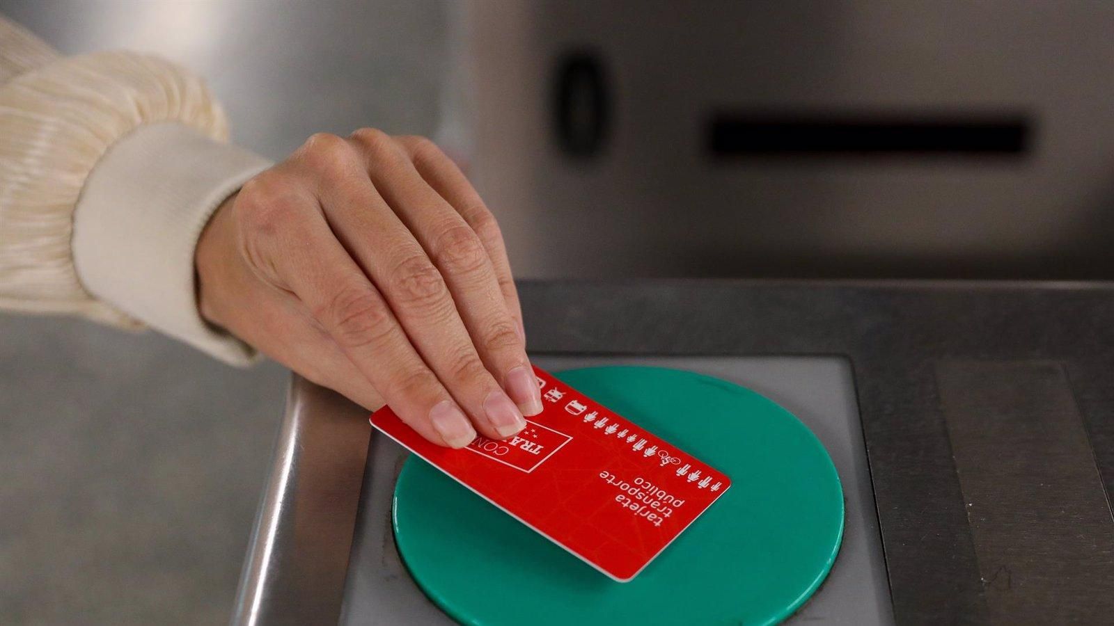 La Comunidad de Madrid prorroga las rebajas en el transporte público hasta junio de 2025