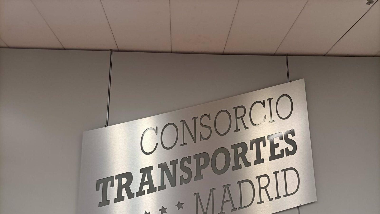 Refuerzan las oficinas para renovar tarjetas de transporte de mayores de 65 años
