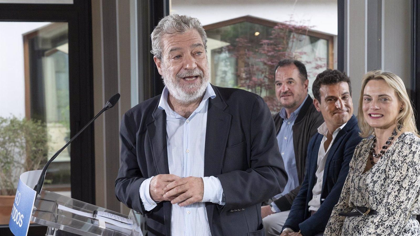 El PSOE denuncia a Miguel Ángel Rodríguez por presunta revelación de secretos