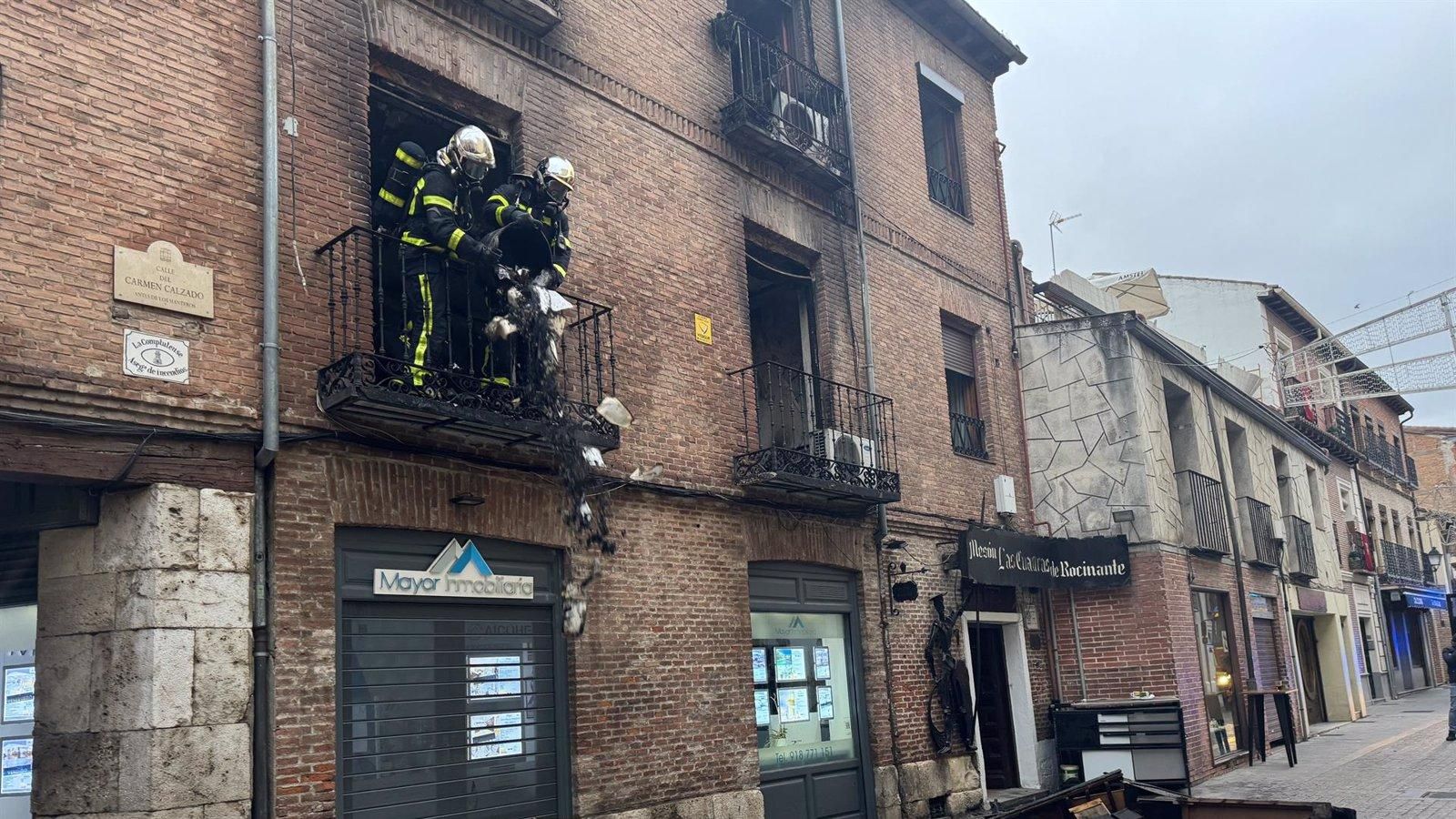 Siete intoxicados leves en dos incendios en Fuenlabrada y Alcalá