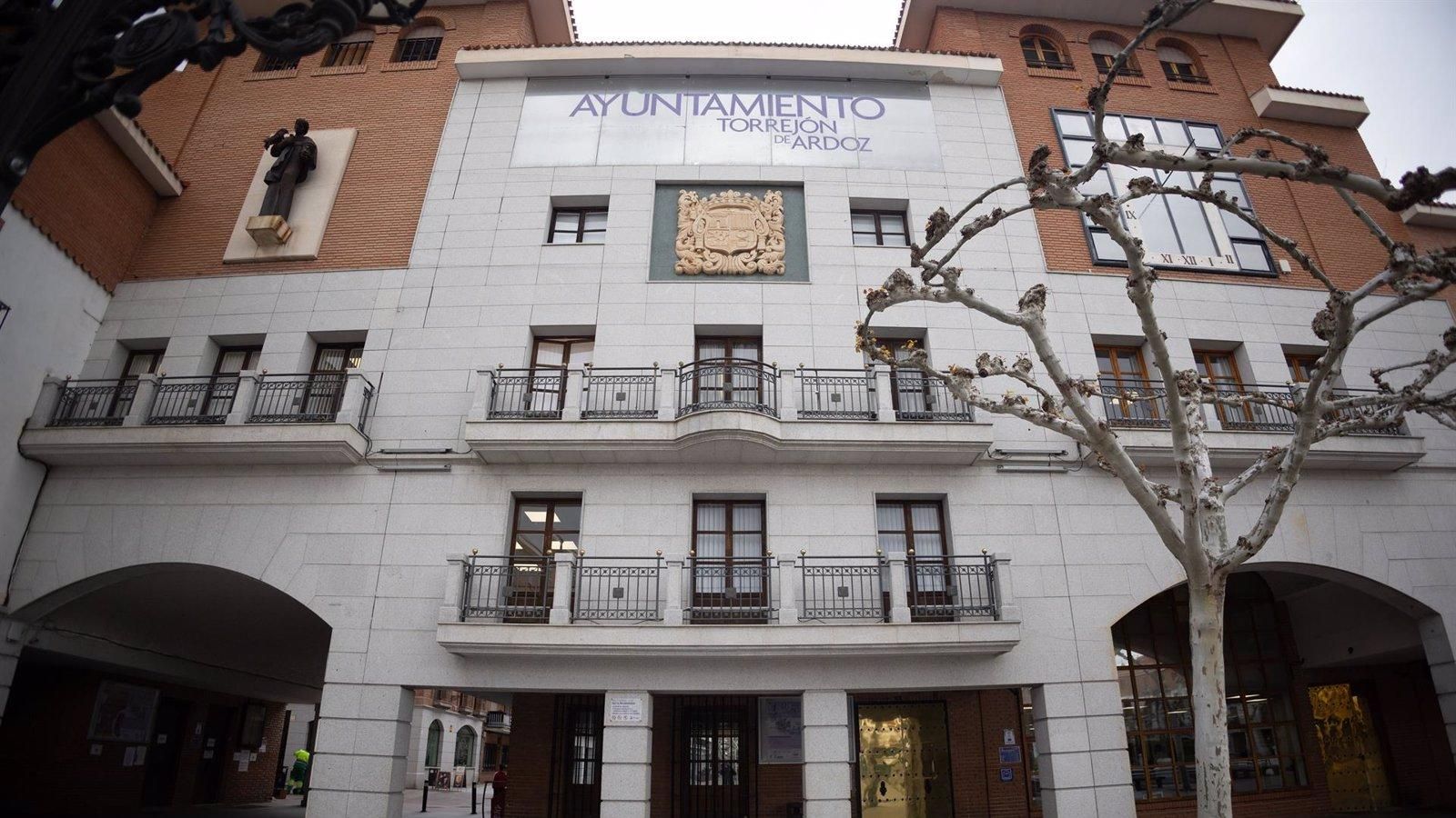 Destino Madrid impulsa actividades y bailes para mayores en Torrejón