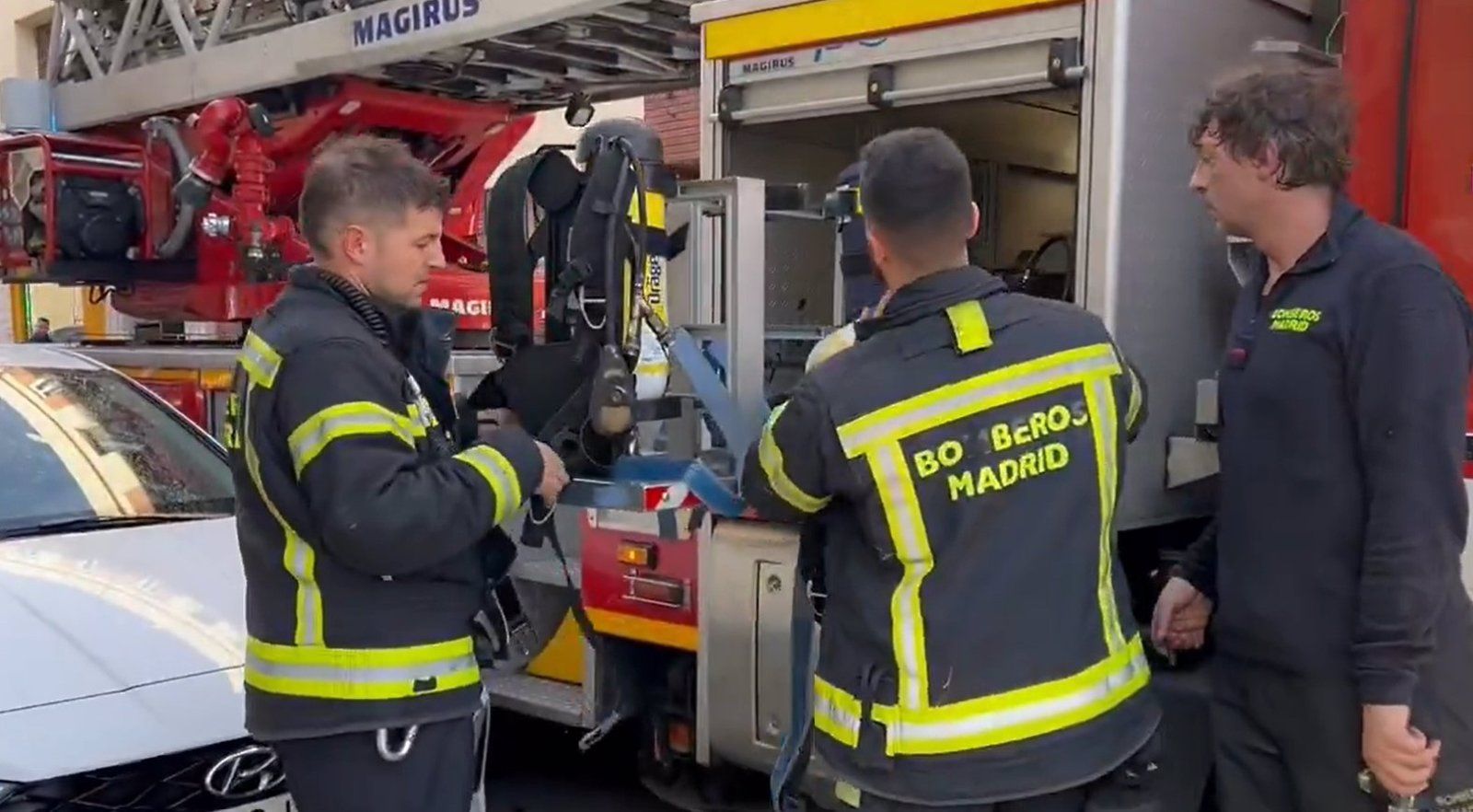 Incendio en Carabanchel: una mujer mayor hospitalizada