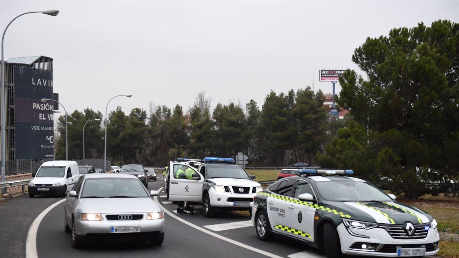 Cerca de 600 conductores diarios positivos en alcohol y drogas en la última campaña de la DGT