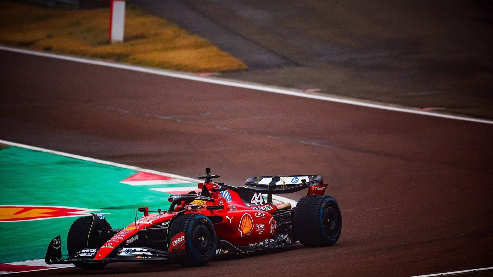 Lewis Hamilton ileso tras accidente en test privado con Ferrari en Montmeló