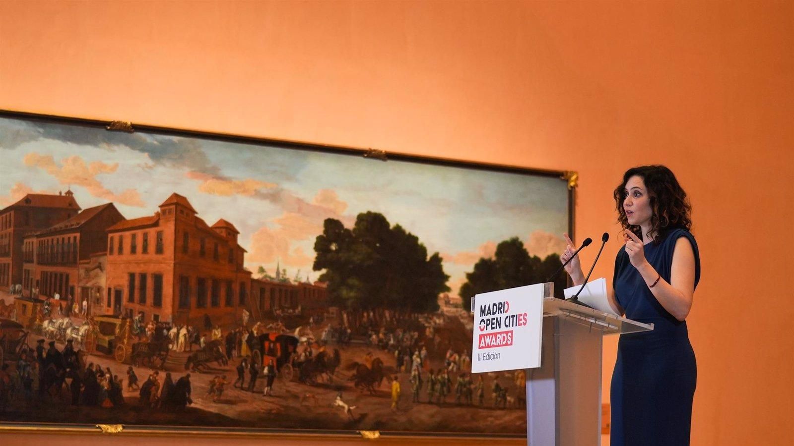 Ayuso defiende Madrid como motor económico y destaca su peso en la economía nacional