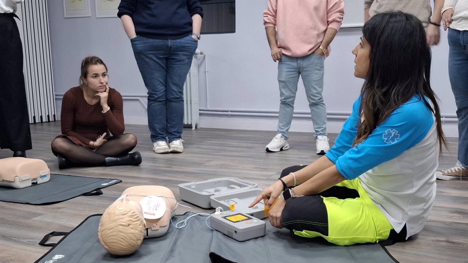 Maestros madrileños reciben formación en RCP y primeros auxilios 