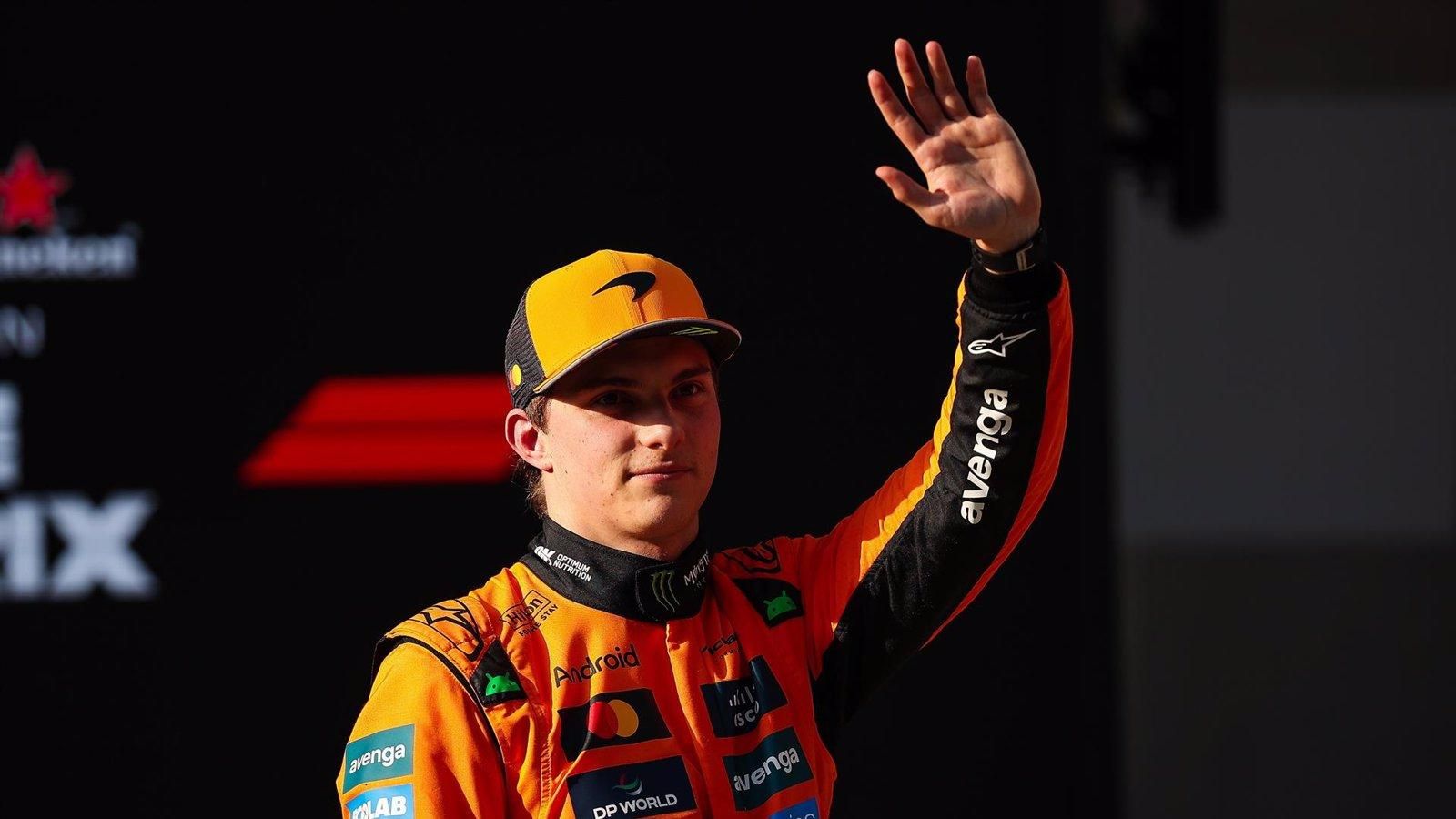 Piastri conquista el GP de China y Carlos Sainz suma puntos tras varias descalificaciones