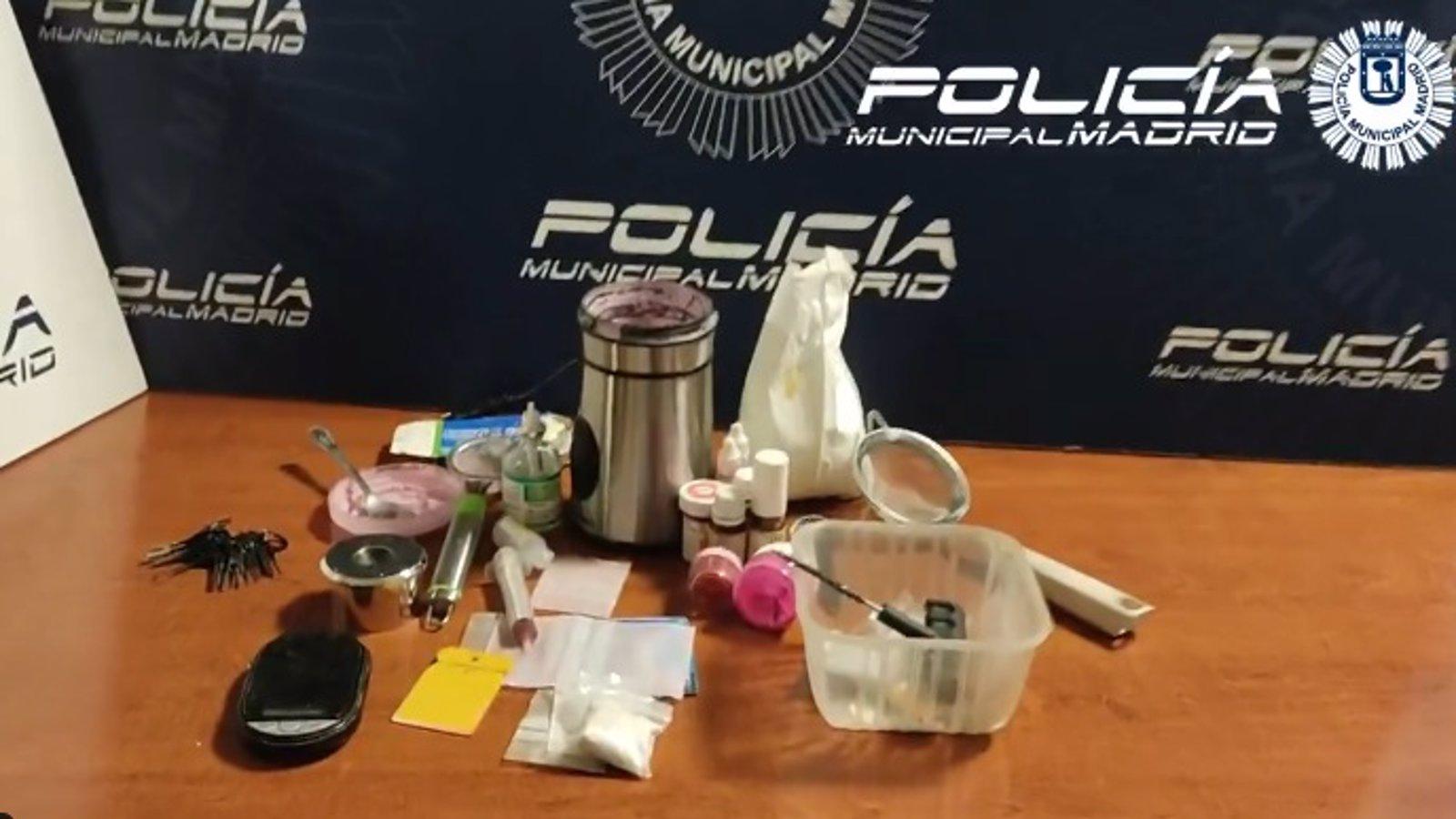 Detenido en Usera un conductor con diversas drogas tras un control rutinario