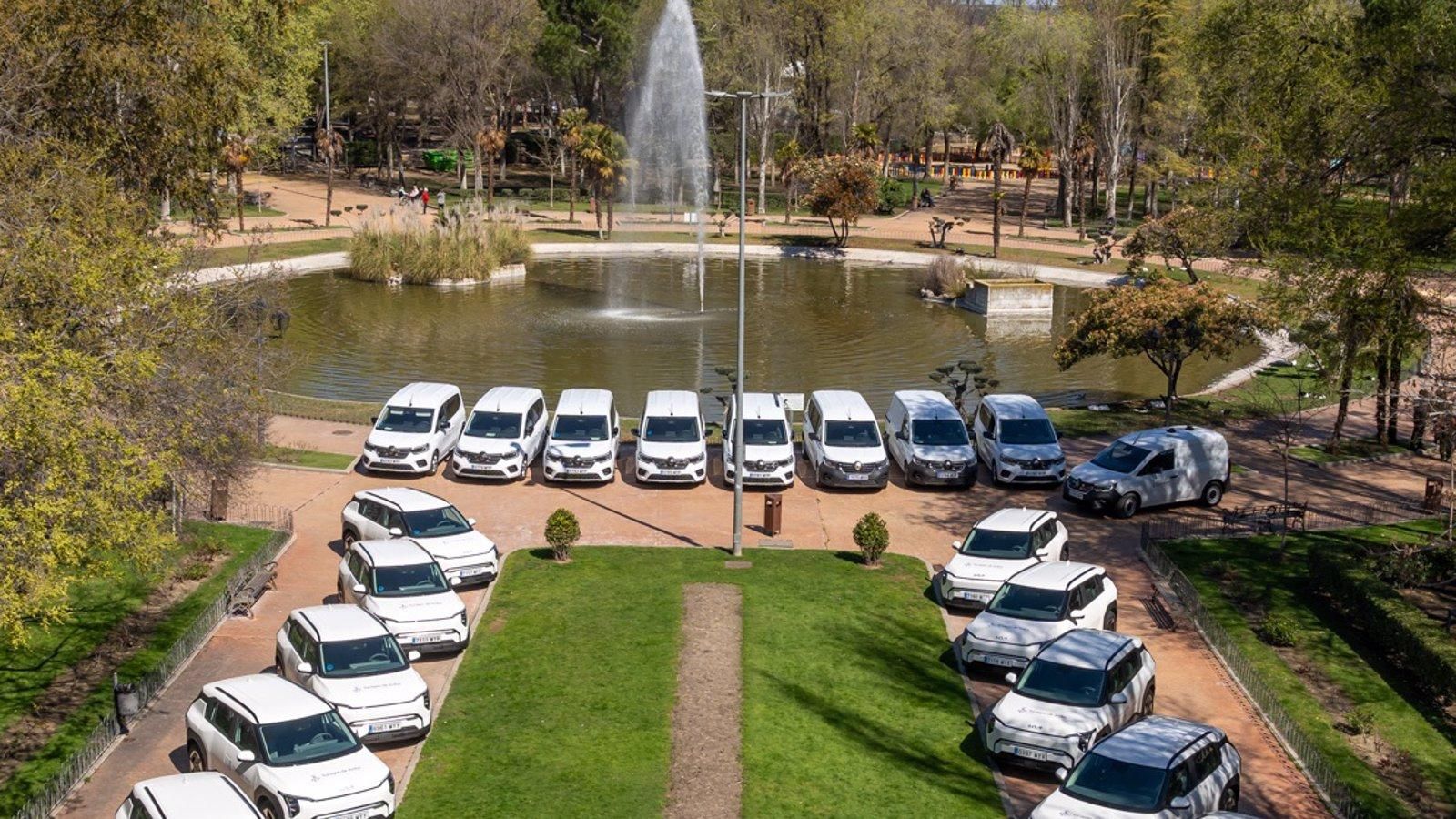Torrejón amplía su flota municipal con 19 nuevos vehículos eléctricos