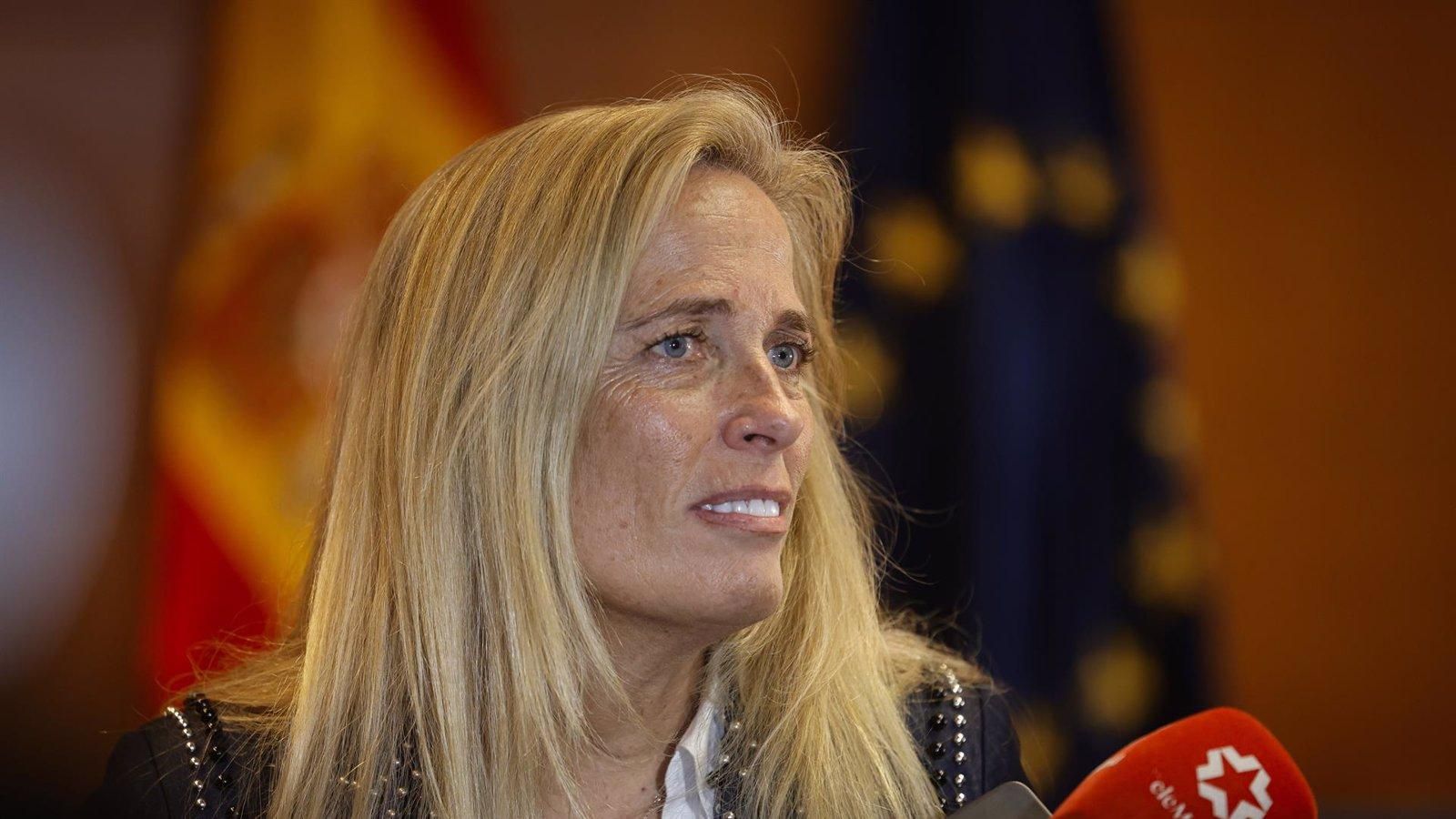 Albert acusa a PSOE y Sumar de generar incertidumbre tras el anuncio sobre el IRPF para perceptores del salario mínimo