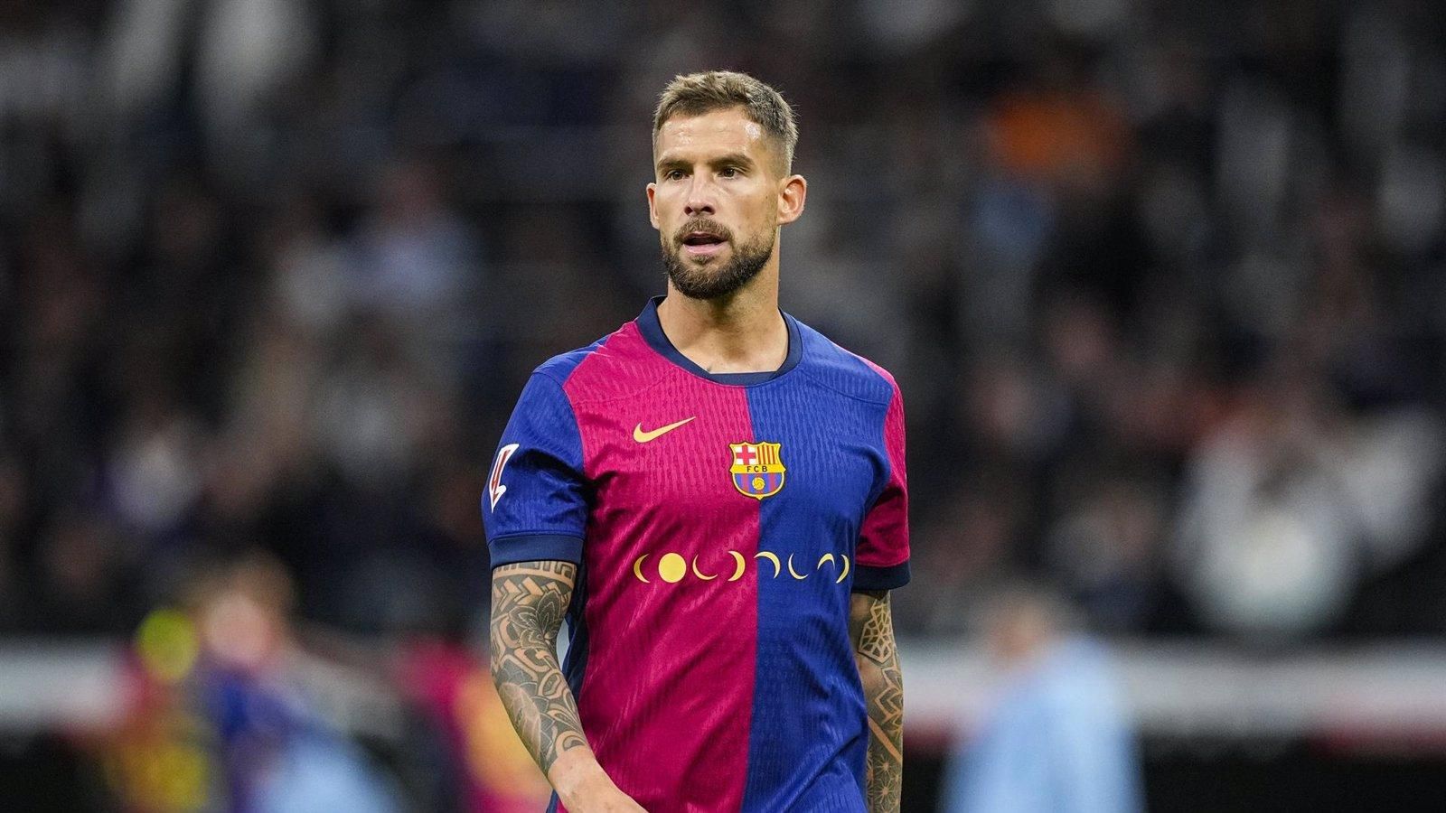 Iñigo Martínez regresa a la convocatoria del Barcelona para enfrentar al Dortmund