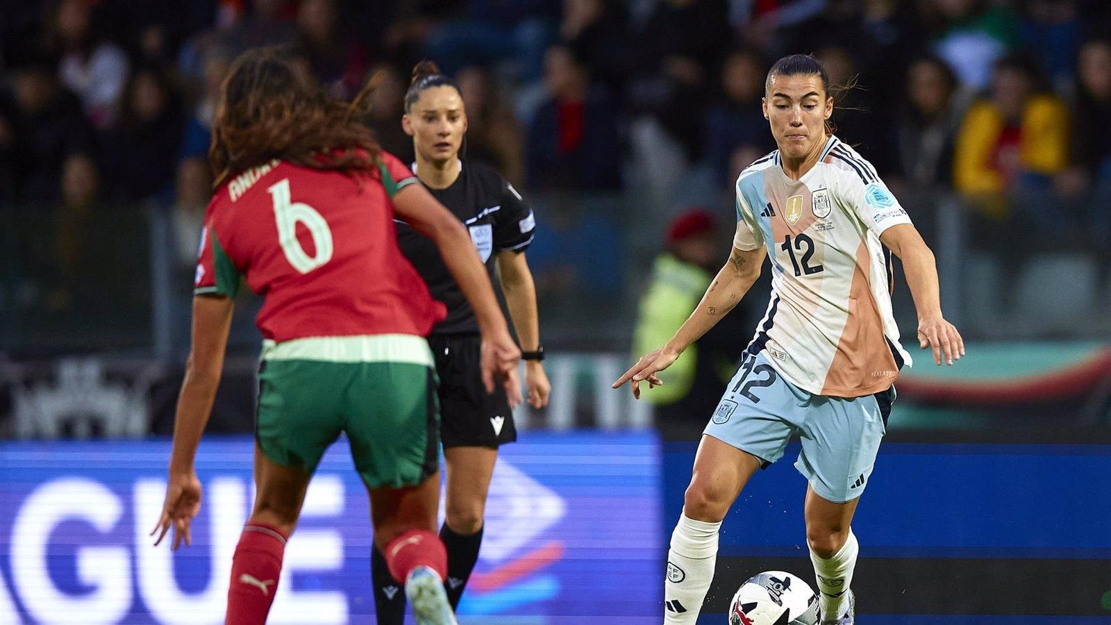 España vence 4-2 a Portugal en un emocionante partido de fútbol