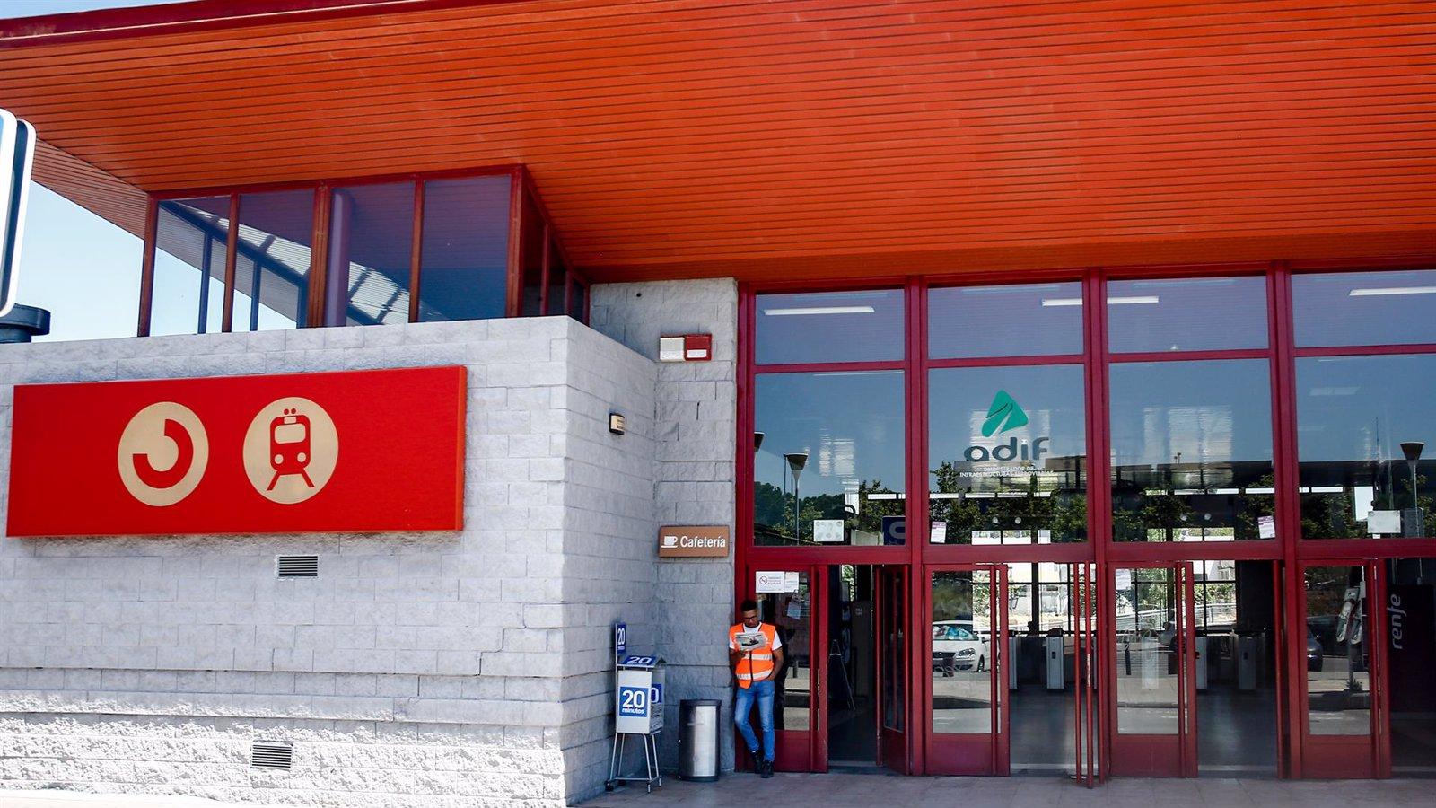 Reducen a ocho los viajes necesarios para recuperar la fianza de los abonos gratuitos de Renfe