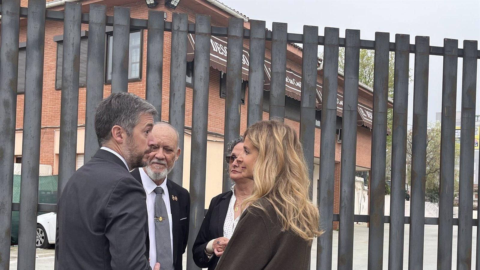 La Comunidad homenajea a las víctimas del atentado de El Descanso en el 40º aniversario del primer ataque yihadista en España