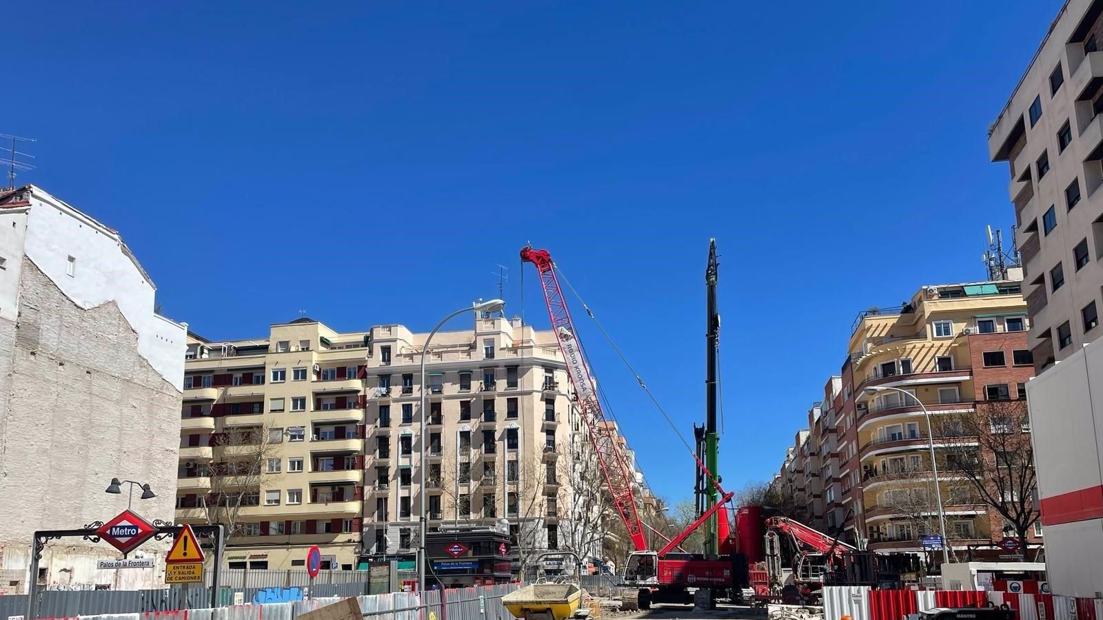 La EMT y el Consorcio trabajan en la reubicación de las paradas en Conde de Casal por las obras de la línea 11