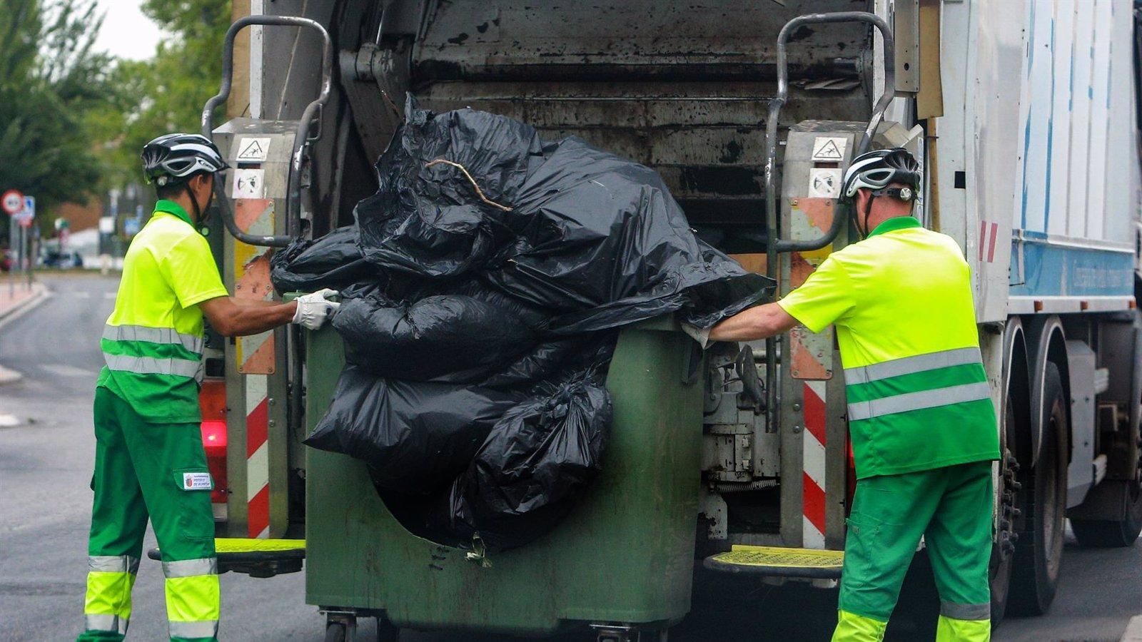 Fracasa el preacuerdo y continúa la huelga de basuras en Madrid por segundo día