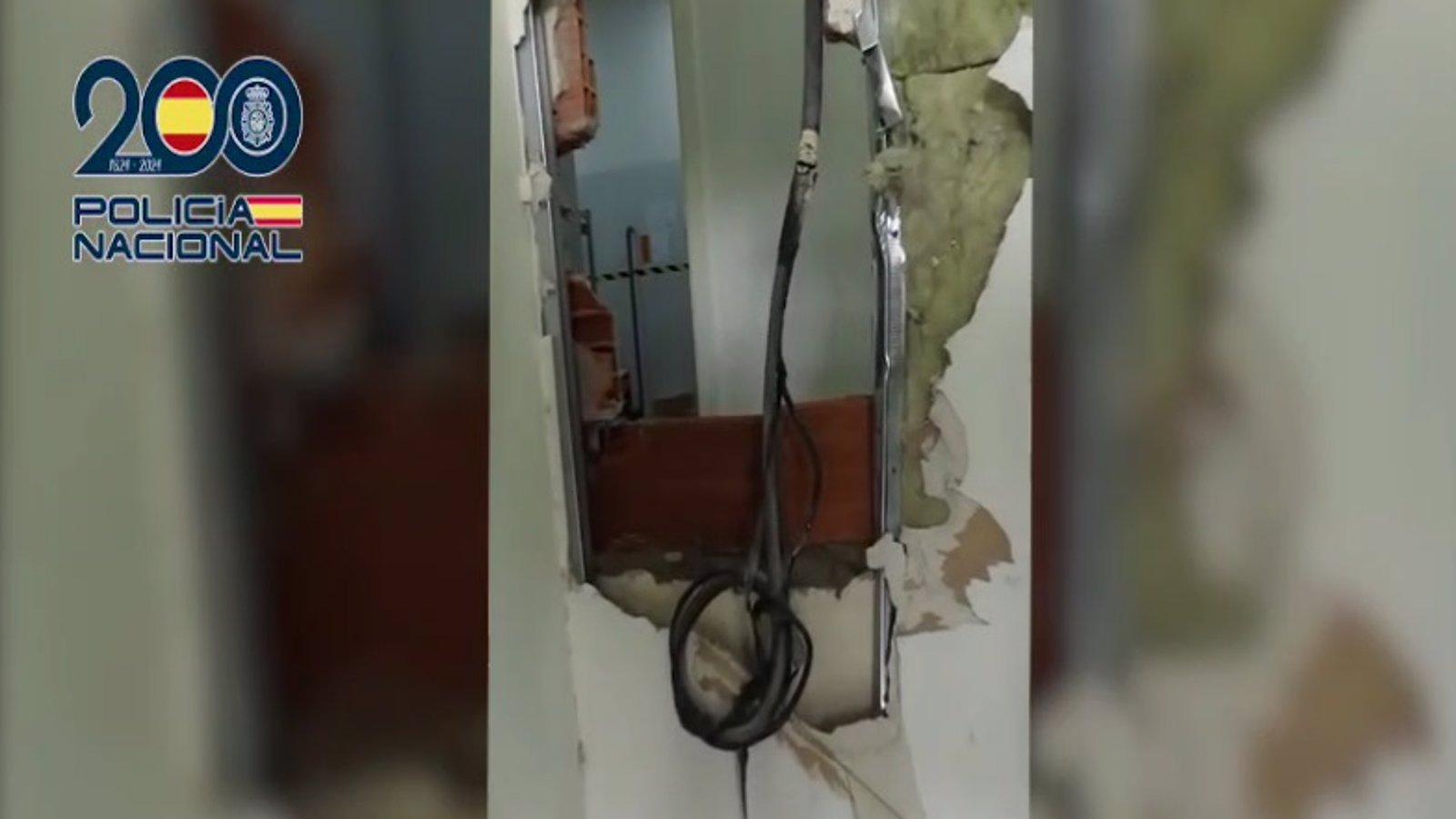 Capturan a un ladrón sorprendido en una gasolinera de Leganés tras hacer un butrón
