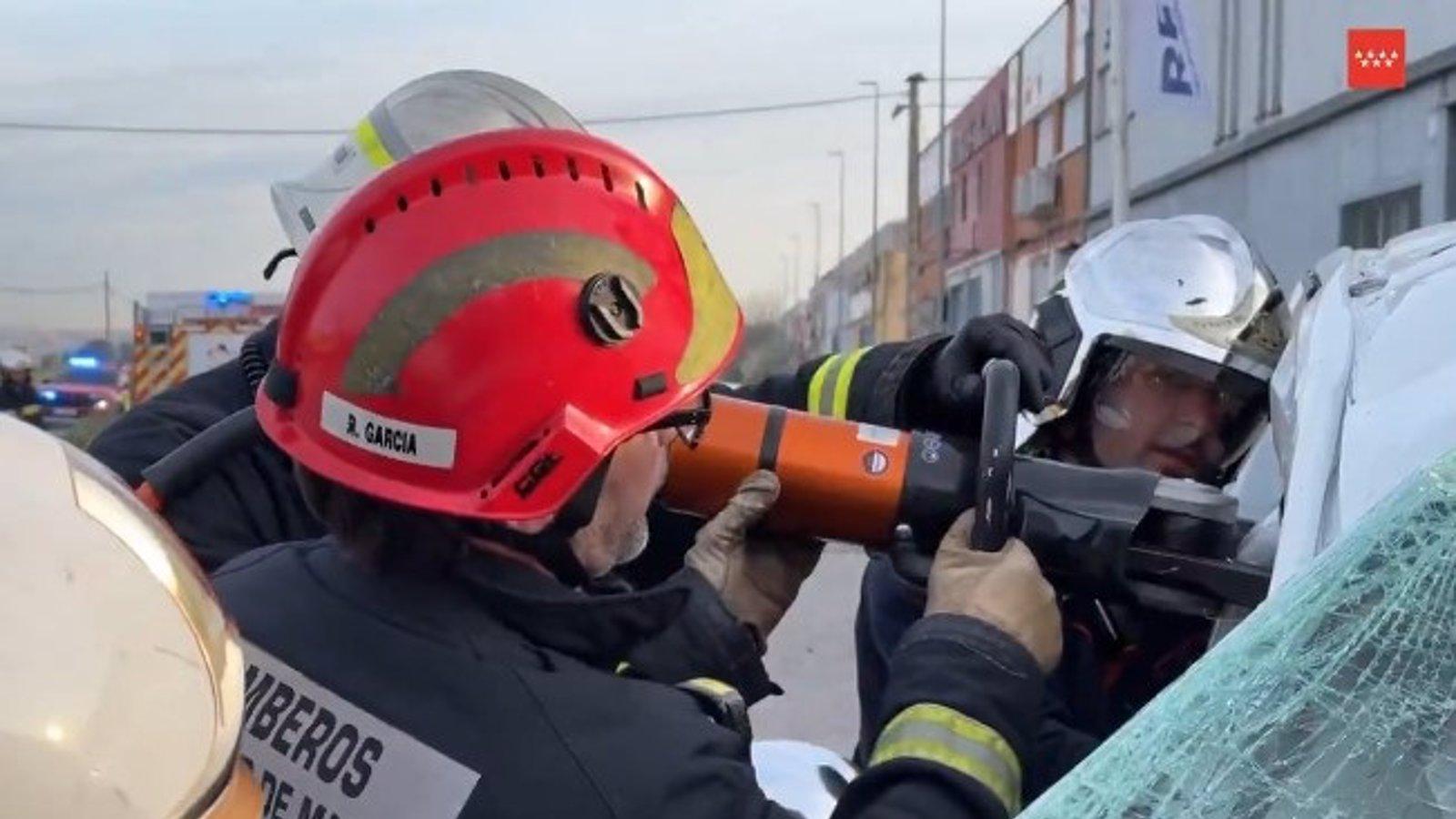 Un accidente en la M-832 deja un fallecido y cuatro heridos tras una colisión múltiple