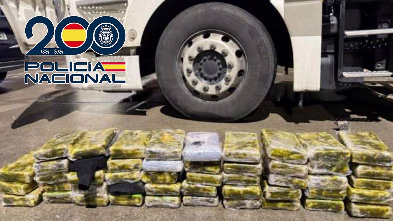 La Policía intercepta en Madrid un camión con 50 kilos de cocaína rumbo a Reino Unido