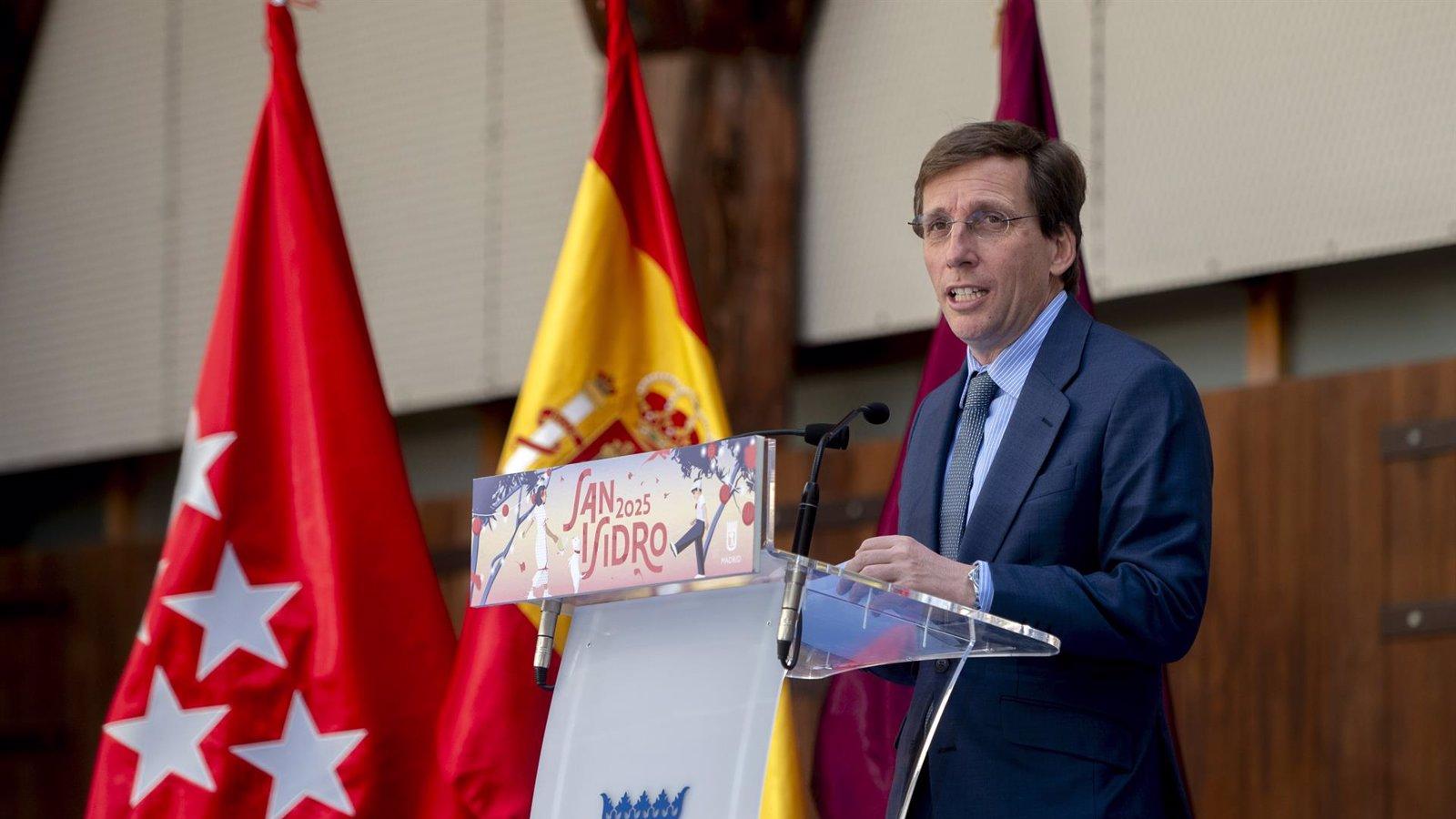 Almeida contacta con el padre de la menor atropellada y pide prudencia hasta conocer el atestado
