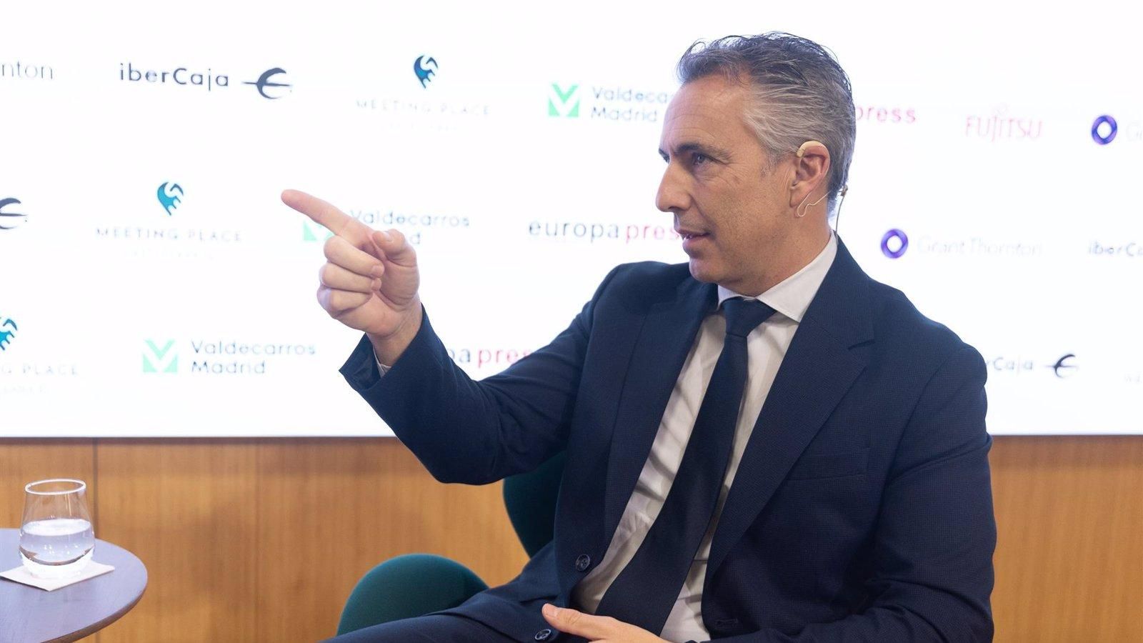 Novillo atribuye el apagón a un exceso de renovables y defiende la energía nuclear como garantía de estabilidad