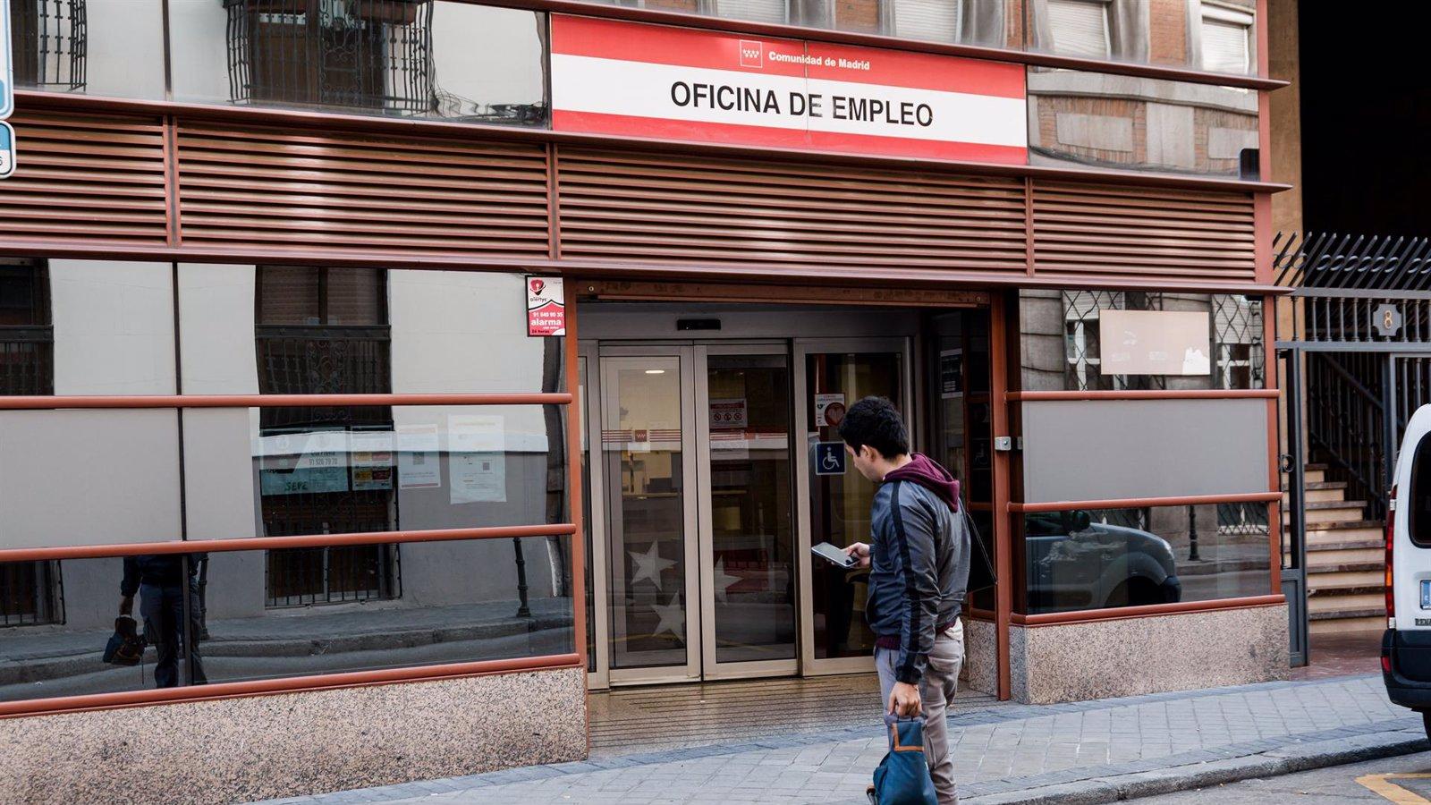 El número de trabajadores en ERTE en Madrid cae a mínimos con solo 953 personas afectadas en abril