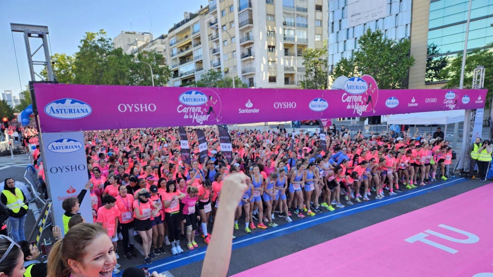 Más de 36.000 personas participan en la XXI Carrera de la Mujer en Madrid