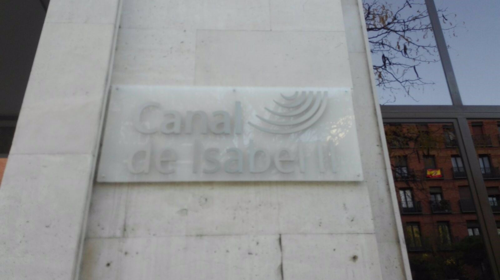 Restablecido el suministro de agua en Aluche tras una rotura por las obras de la A-5