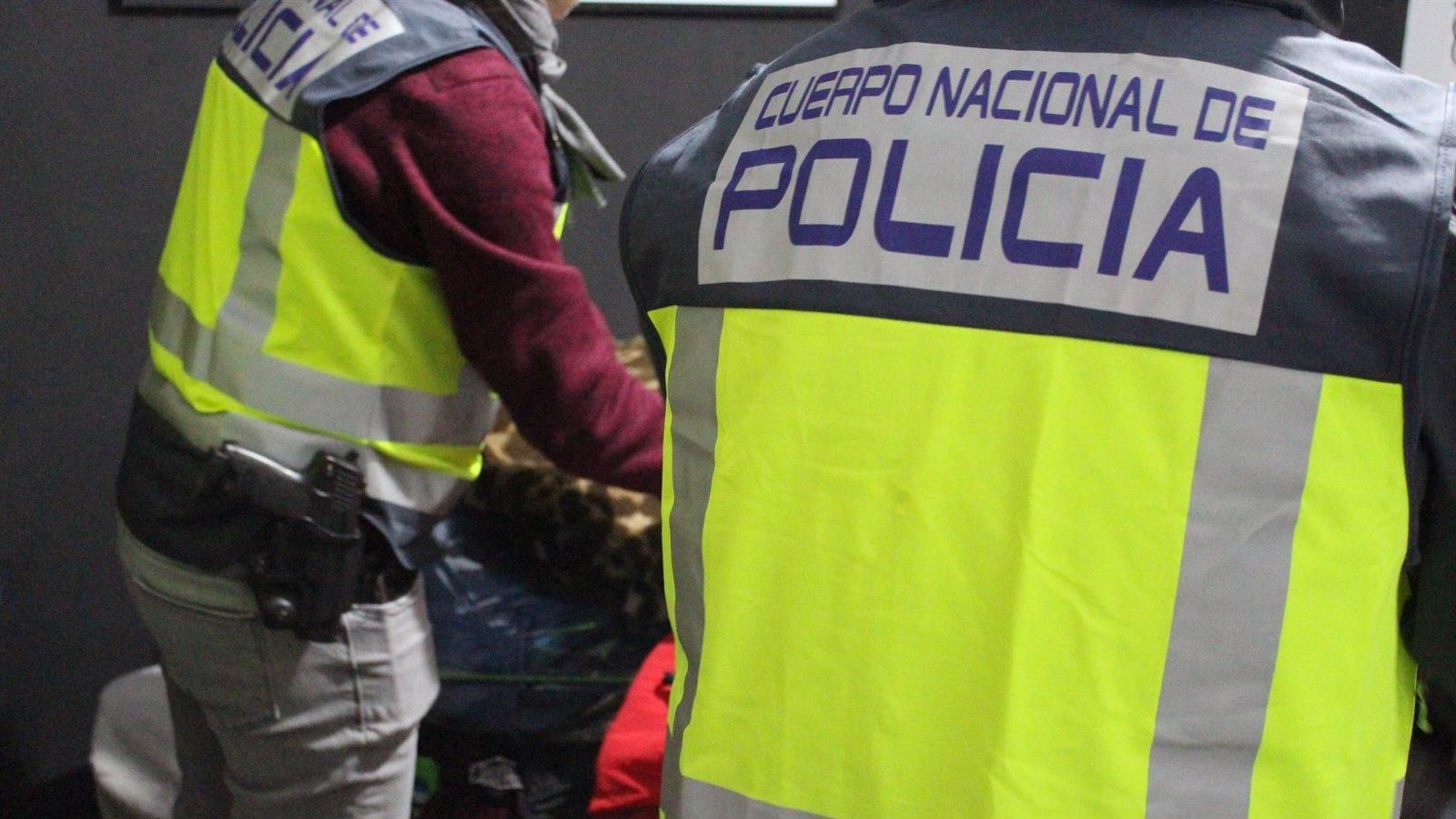 Una mujer agrede con un cuchillo a su novio tras salir de un local en Carabanchel
