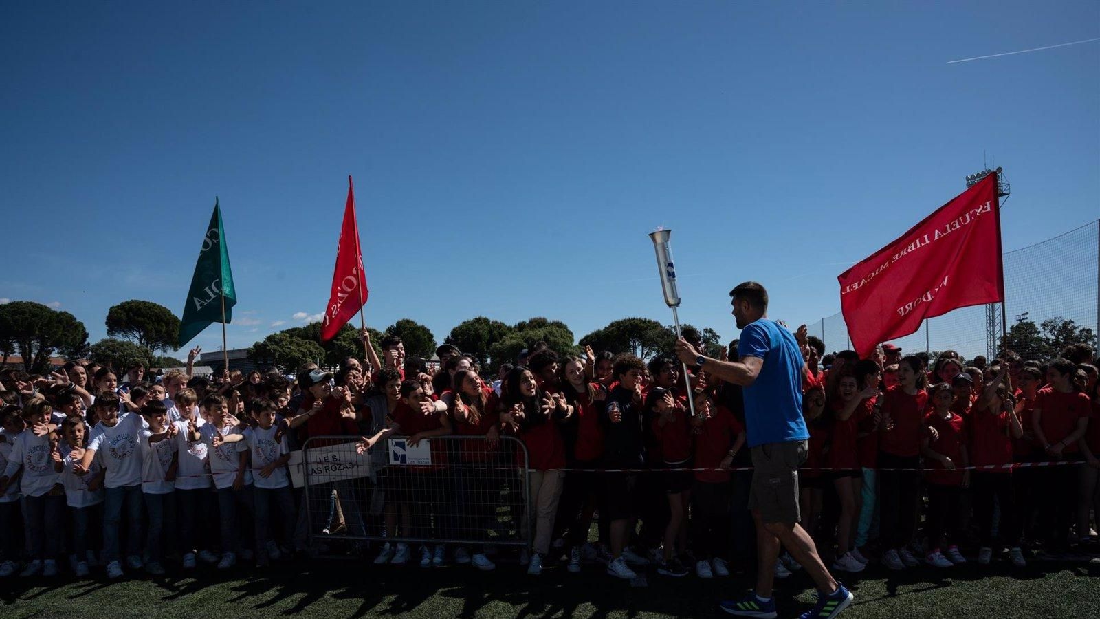 Unos 66.000 alumnos madrileños disfrutarán de transporte gratuito para asistir a actividades deportivas