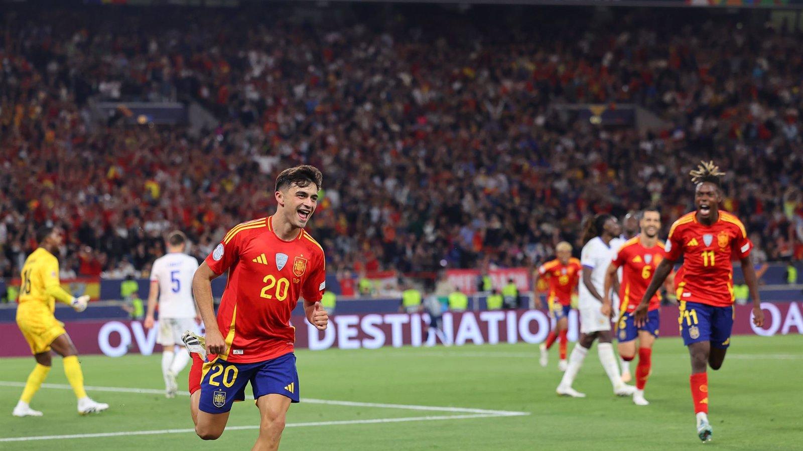 España vence cómodamente a Francia 5-4 