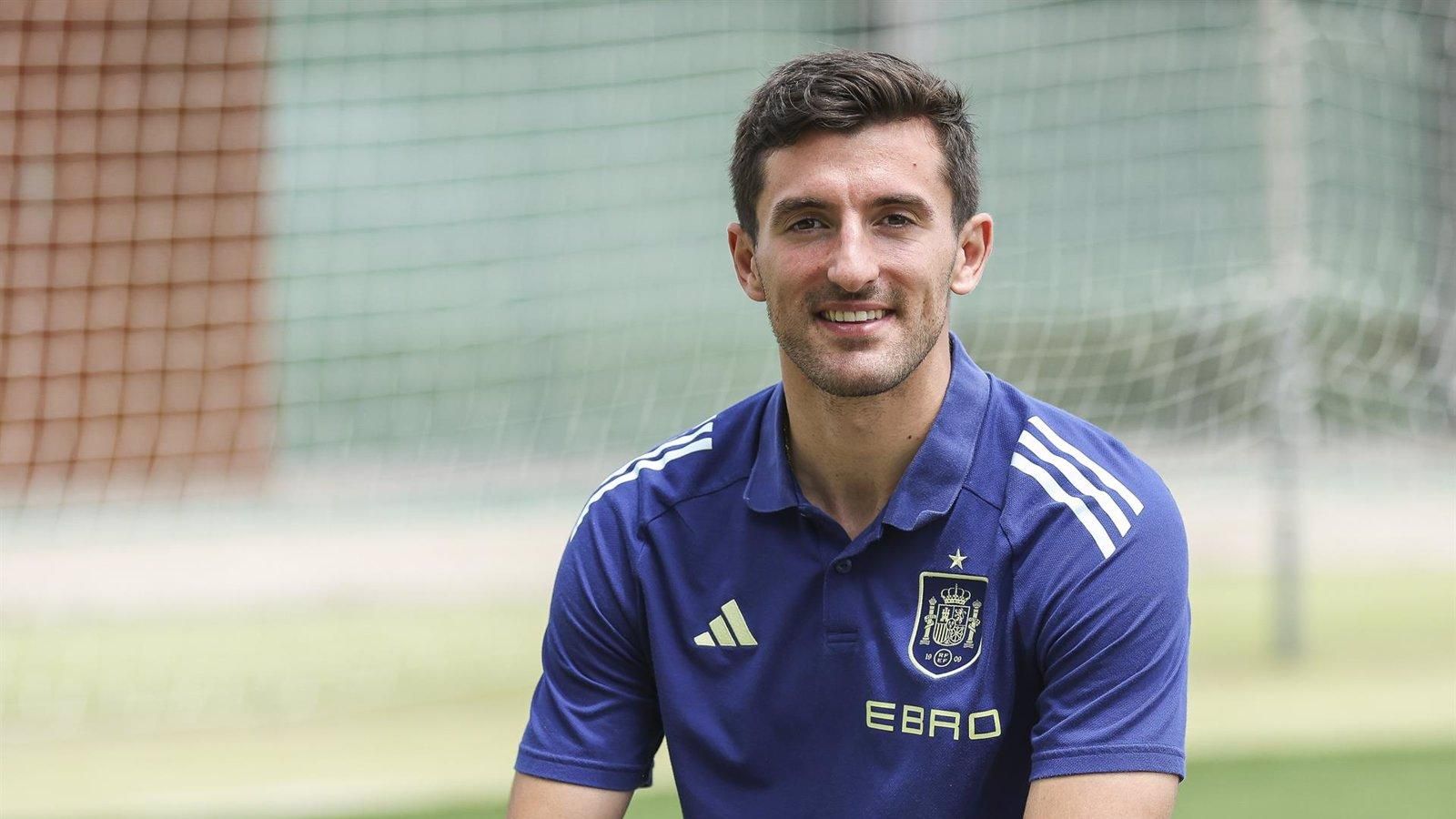 Dani Vivian destaca la importancia de la solidaridad en la defensa ante Francia