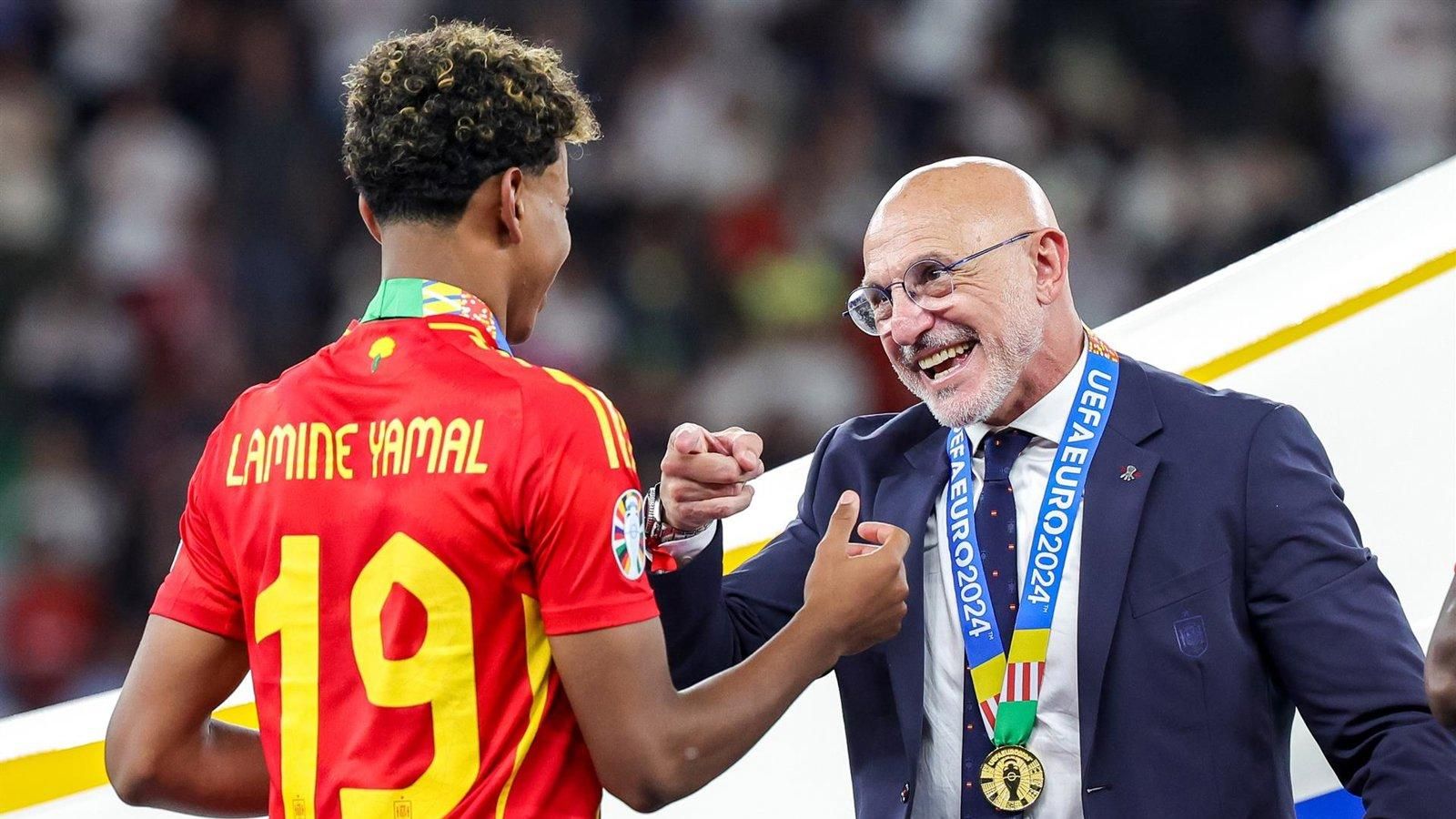 De la Fuente confía en que Lamine Yamal disfrute jugando junto a Neymar