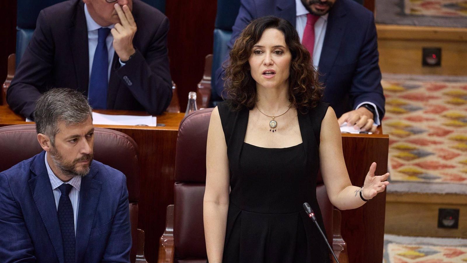 Ayuso acusa a Vox de dividir a la derecha y de favorecer a Pedro Sánchez