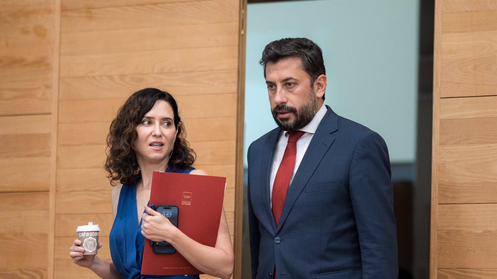 Ayuso advierte del “final” del Gobierno de Sánchez y lo califica de “enloquecido y peligroso”