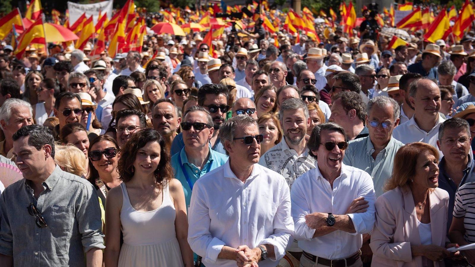 Ayuso reabre el debate interno en el PP con su defensa del voto directo de los militantes