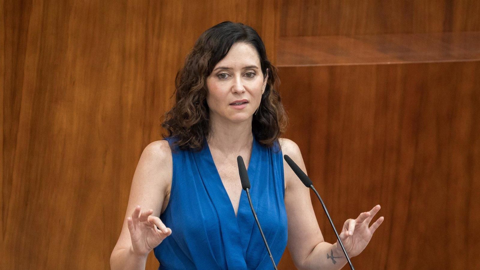 Ayuso cree  que los españoles están pagando "el Gobierno más débil pero totalitario de la democracia"