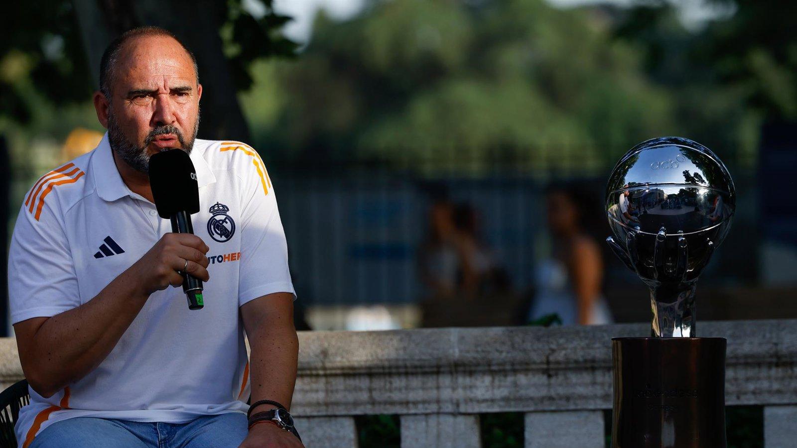 Chus Mateo destaca el estilo "vistoso y peligroso" del Valencia Basket ante la final de Liga Endesa en Madrid